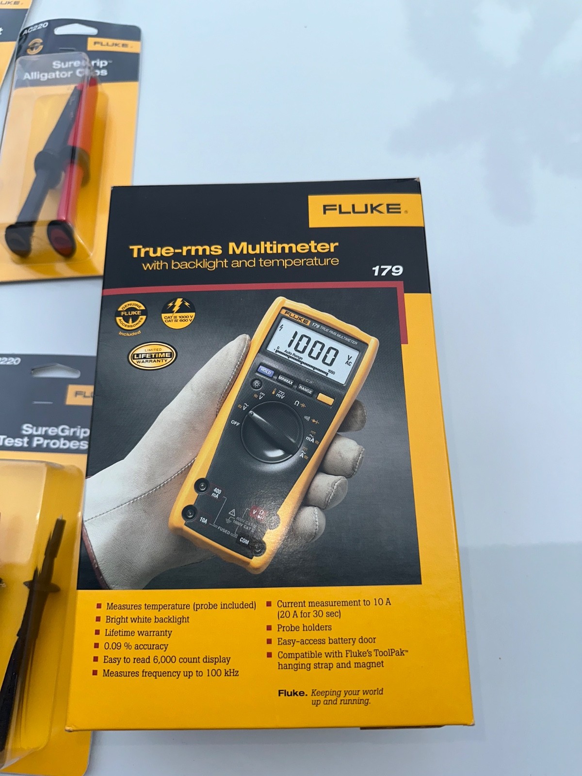 FLUKE 179 TRUE RMS MULTIMETER TL238 w attachments