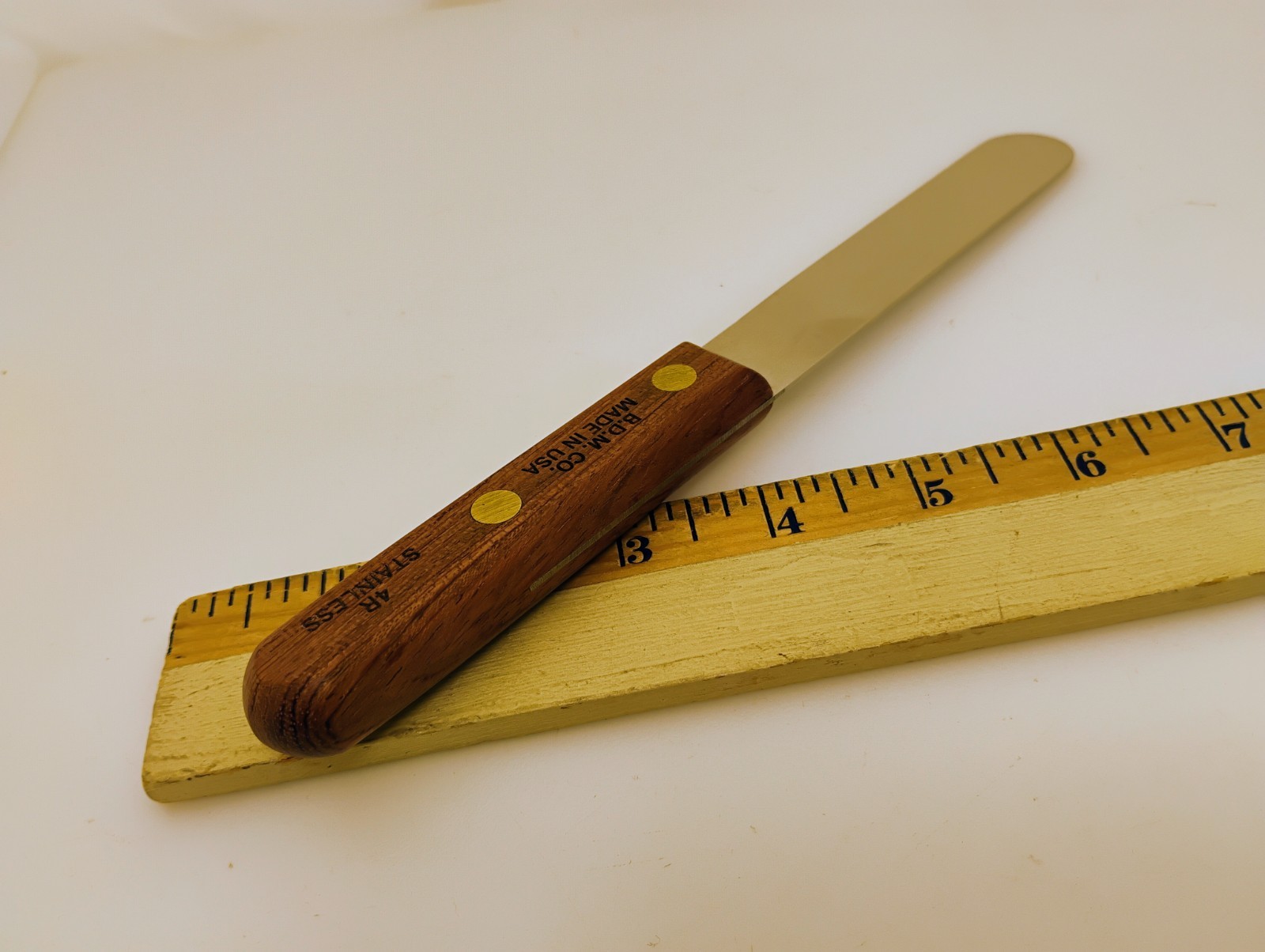 USA Dental Spatula 4R Stainless Wood Handle 4.5″X7/8 Stiff Blade Brass Rivets