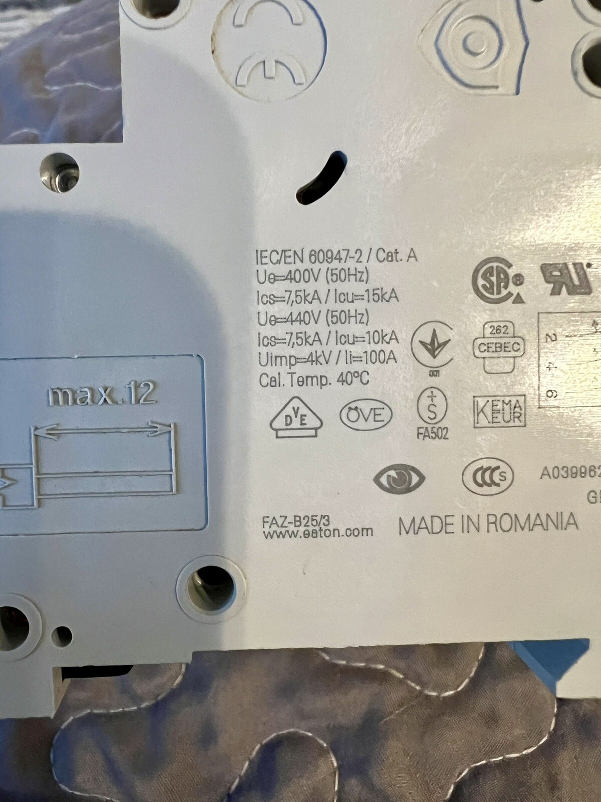 EATON CIRCUIT BREAKER FAZ-D10/3 XEFFECT IEC/EN 60947-2 CAT. A