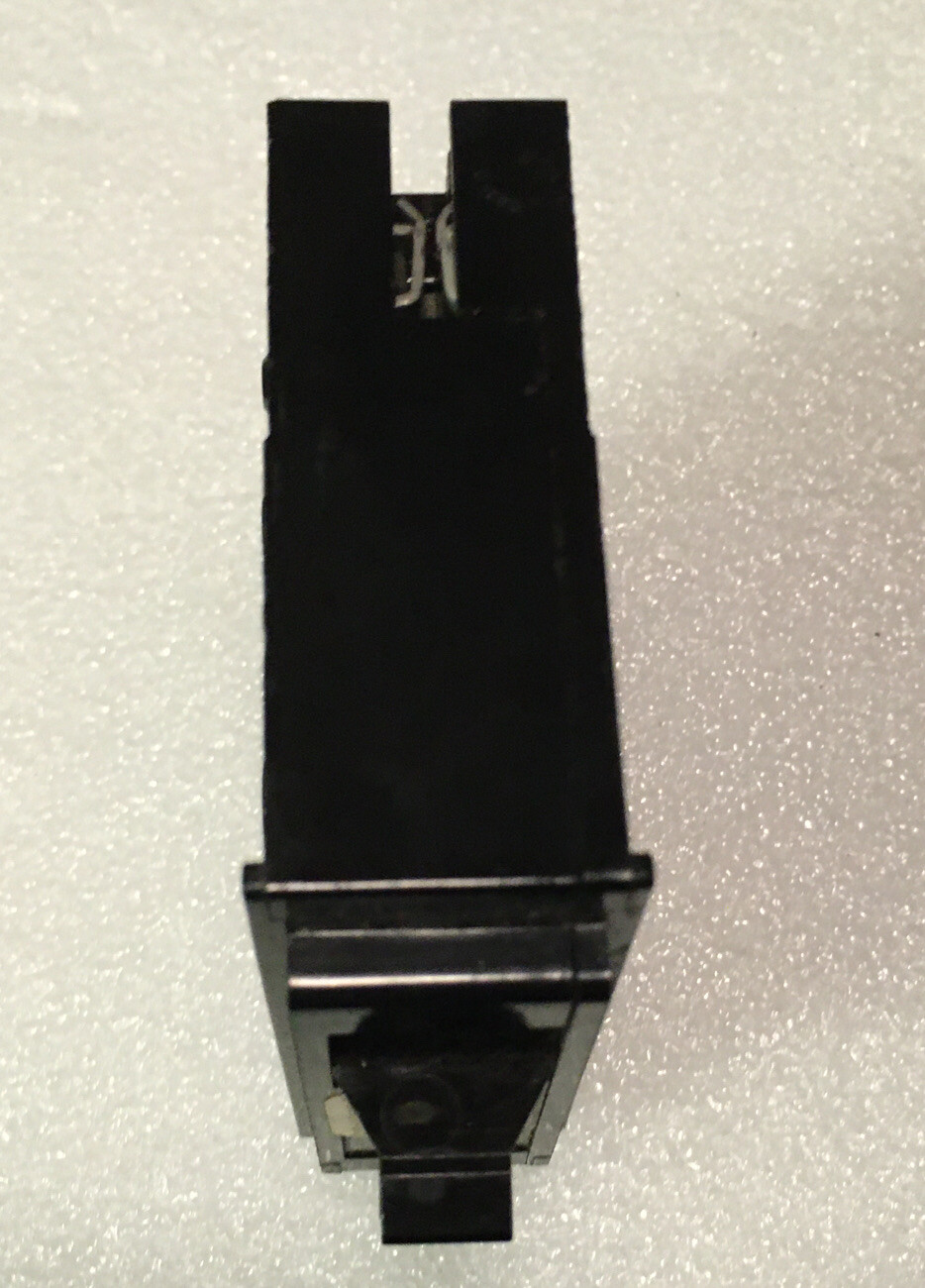 Crouse ARROW HEART MP120 1 Pole 20 Amp 120 Volt Breaker old style 1P 20A MP-120