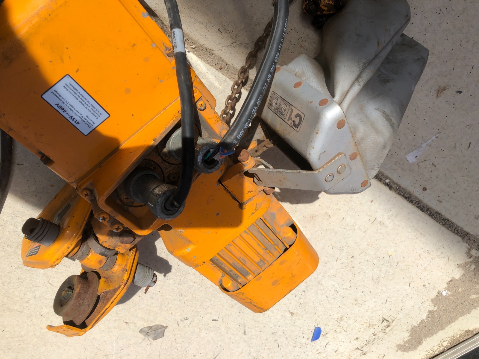 Harrington 1/4 Ton 500 lbs Electric Chain Hoist 110v