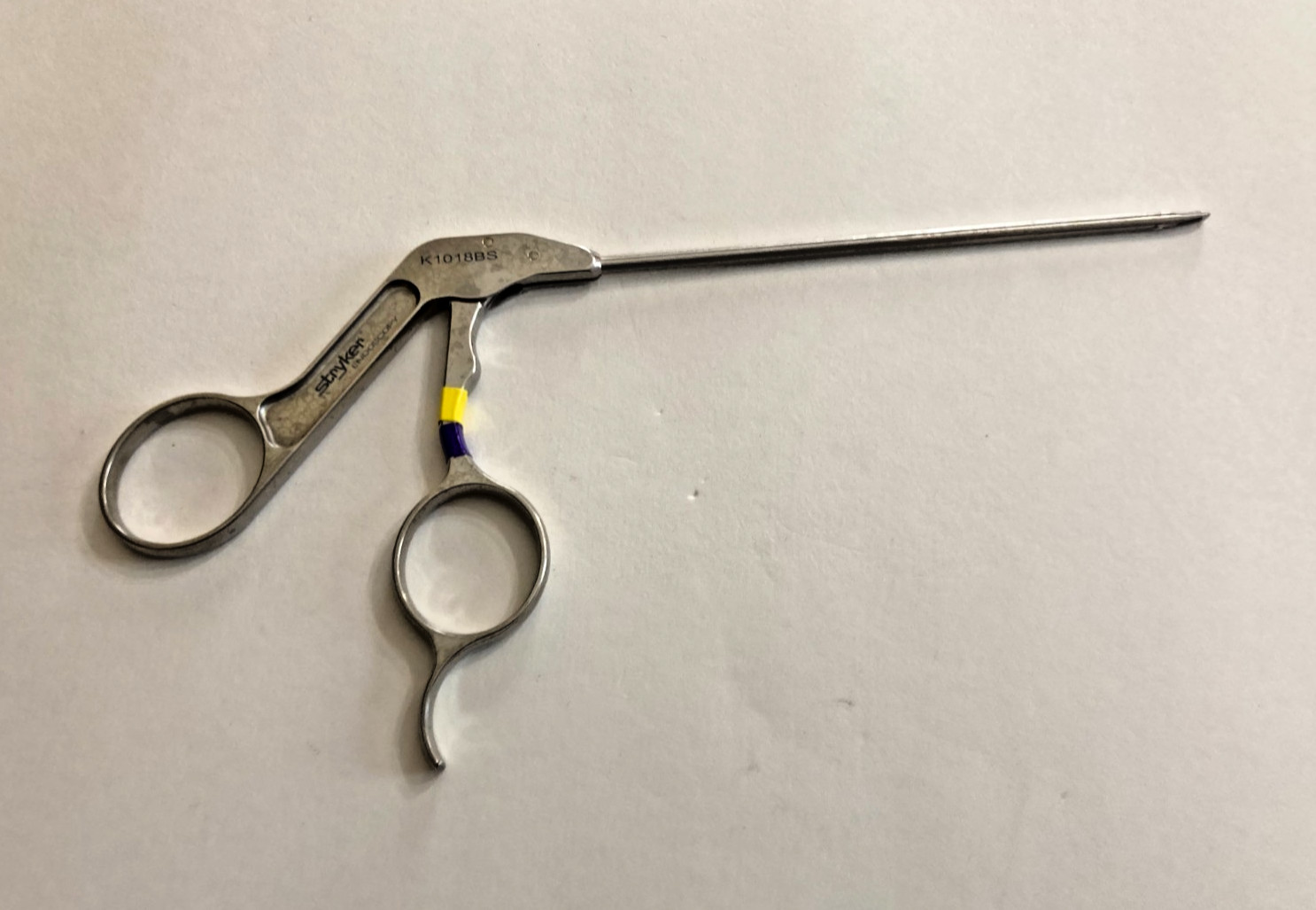 Stryker Conquest 3.4 mm 0º Straight Narrow Bite Punch Arthroscopic Instrument