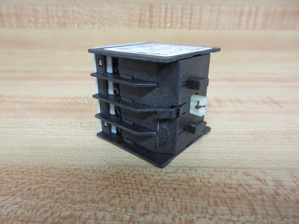 Siemens 3RH1911-1FA31 Auxiliary Switch Block 3RH19111FA31 (Pack of 6)