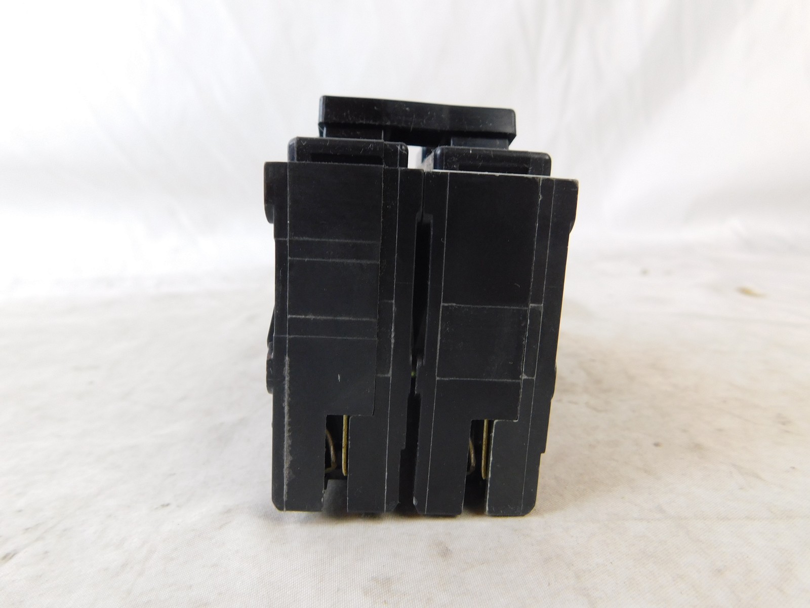 Eaton BRL220CAF Miniature Circuit Breakers (MCBs)