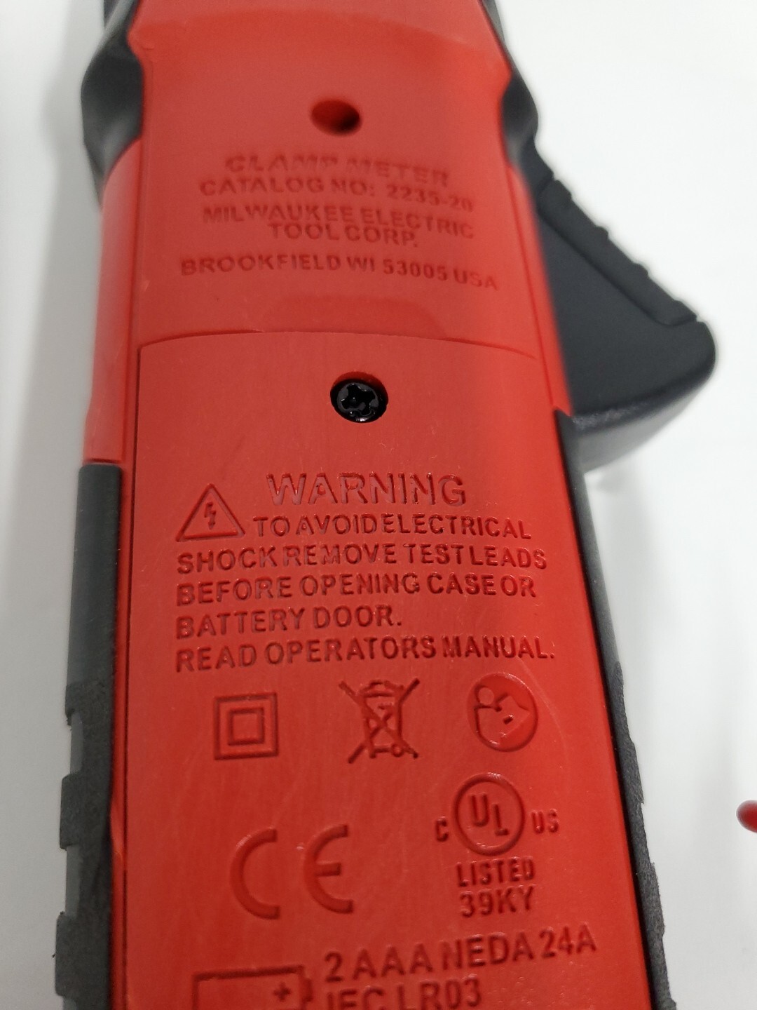 Milwaukee 2235-20 400 Amp Clamp Meter CAT III 600V AC/DC True-RMS With Leads