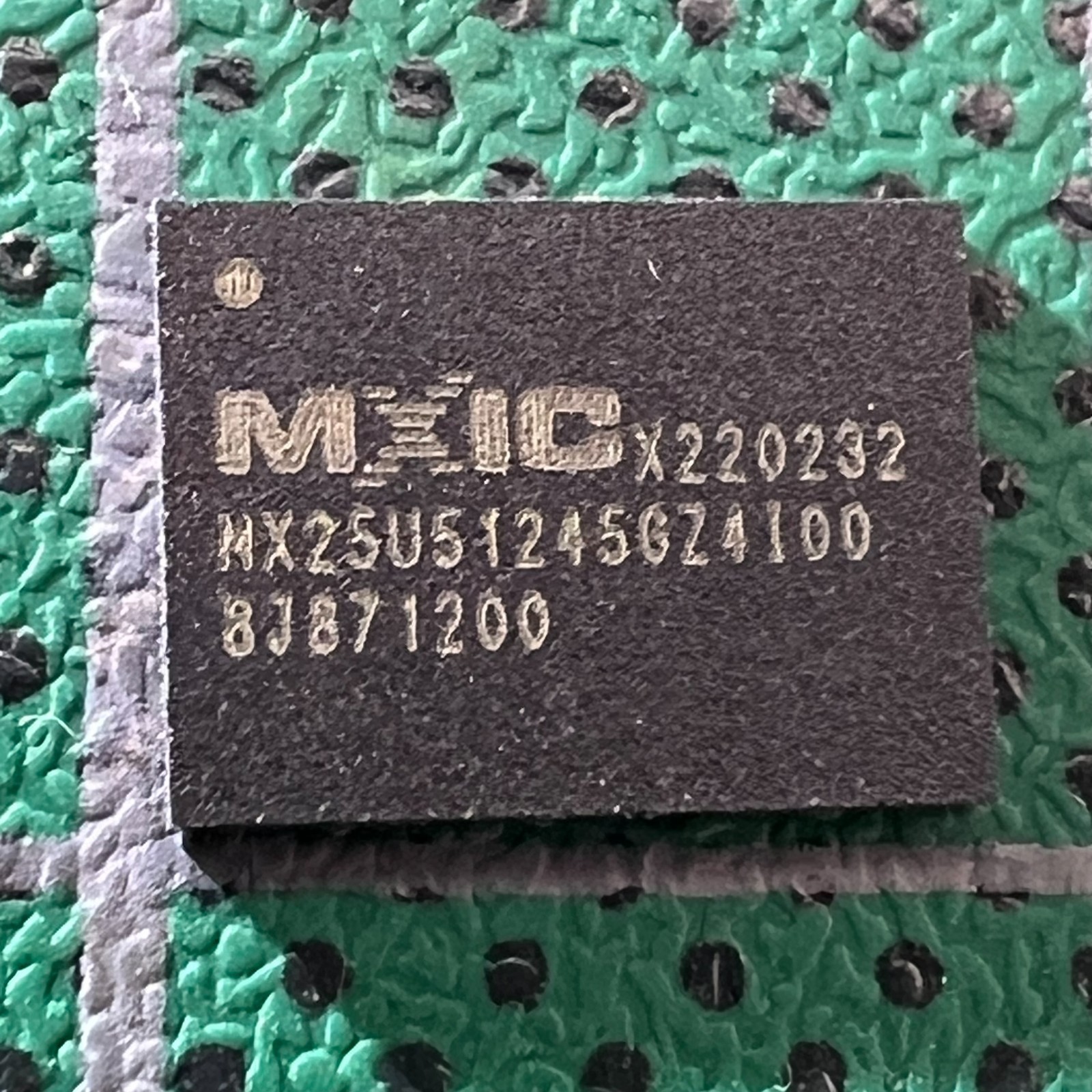 MX25U51245GZ4I00 Macronix Flash Nor Memory ICs 512Mbit SPI/QPI 8‑WSON (5 pcs)