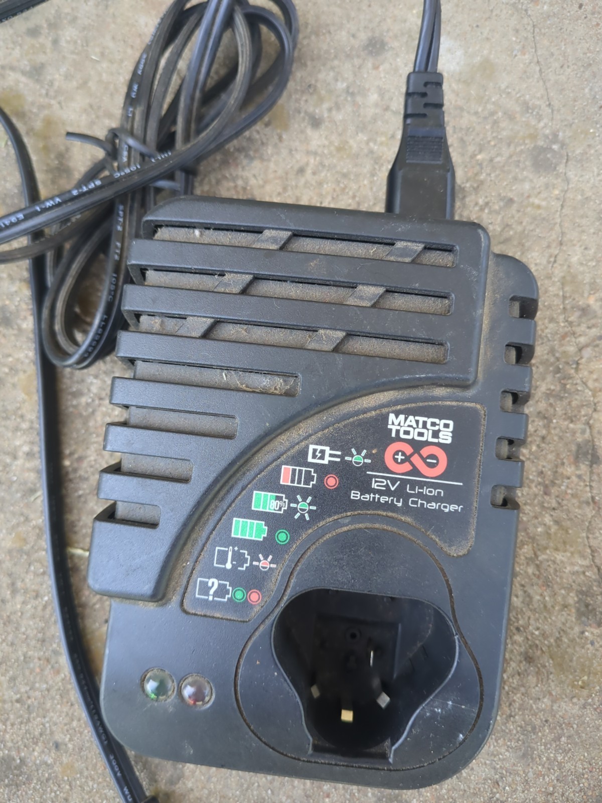 Matco 12V Li-Ion Battery Charger C1033038 IP30 CLASS 2