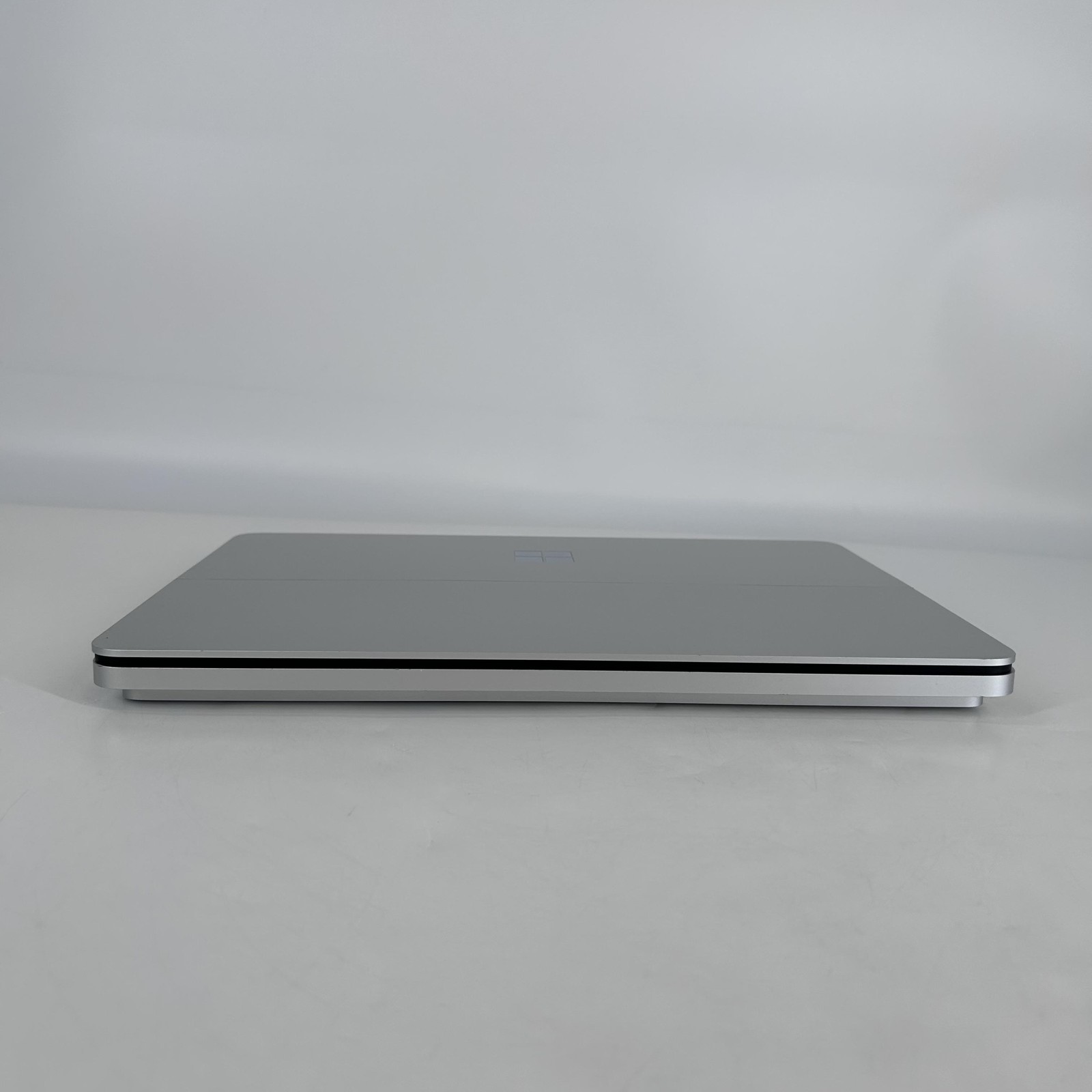 Microsoft Surface Laptop Studio 2 14 2K TOUCH 2.9GHz i7-13700H 32GB 1TB RTX 4050