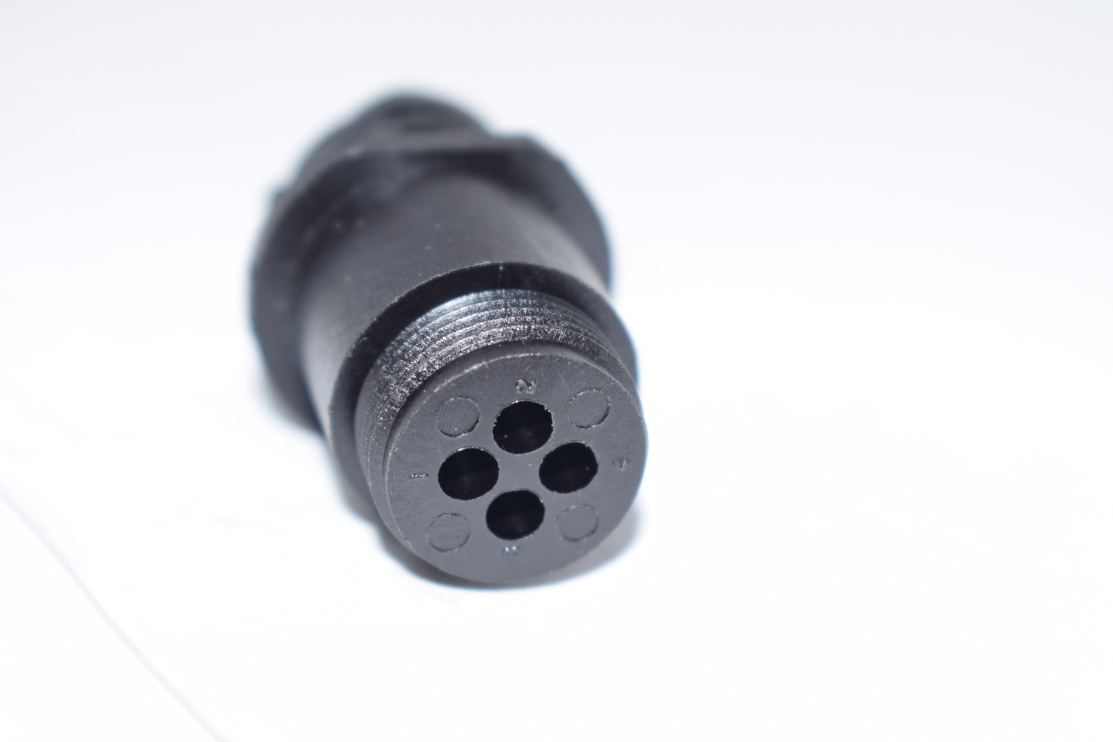 NEW TE Connectivity 206153-1 4 Position Circular Connector Receptacle Housing Fr