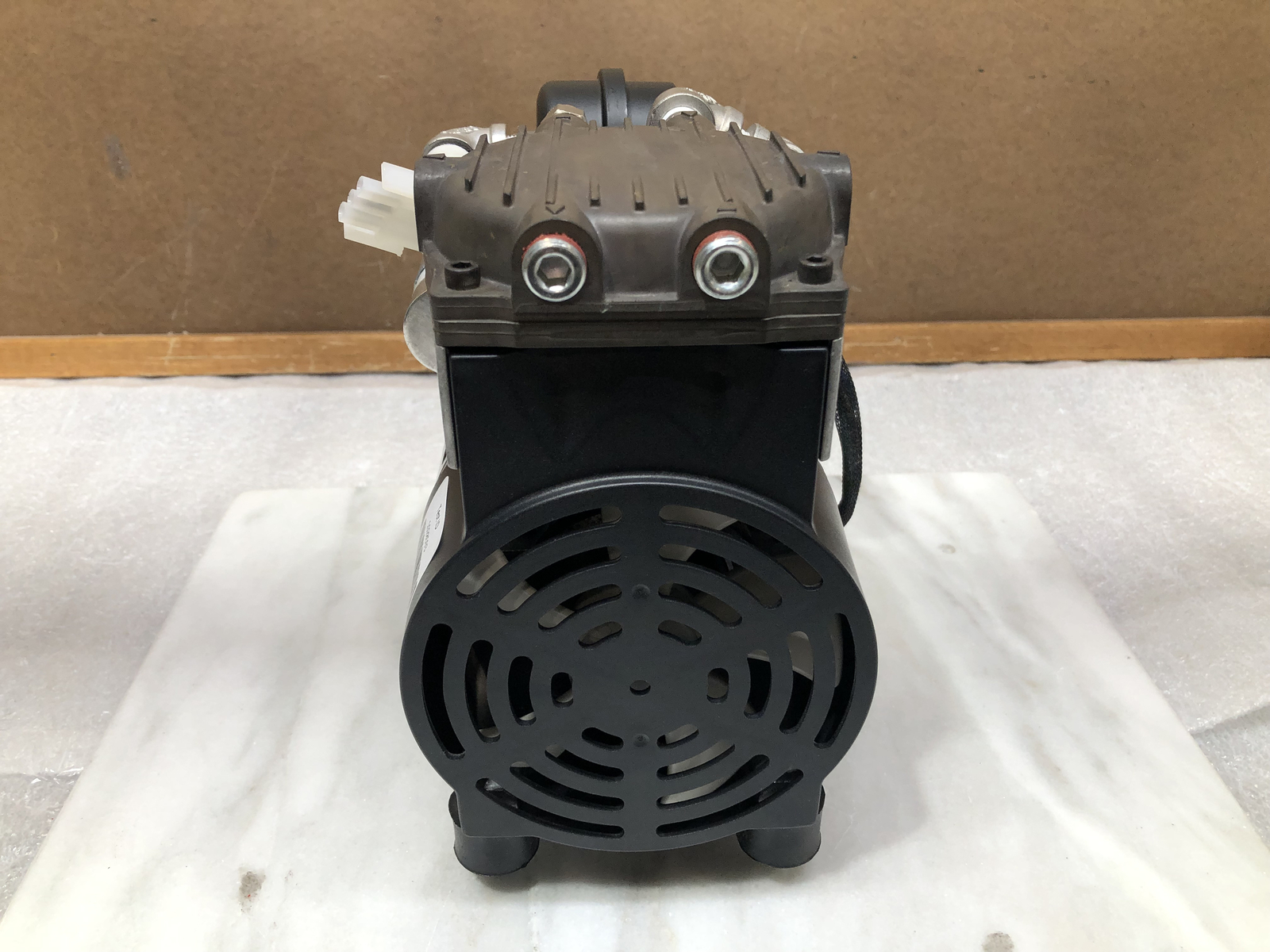 GAST 74R135-P123-H200X Vacuum Pump 1/4HP 100PSIG 110V 2.5A 5 MFD FASCO 7185-0085
