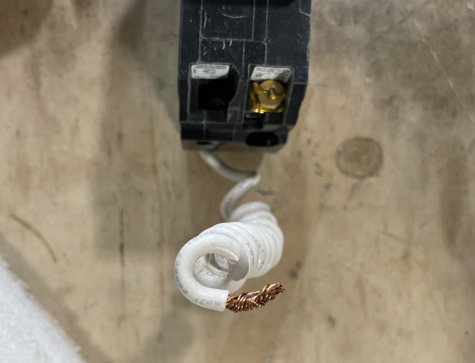 Square D QO230GFI QO 30A, 2 Pole, 120/240VAC, 10kA, Plug In Mini Circuit Breaker