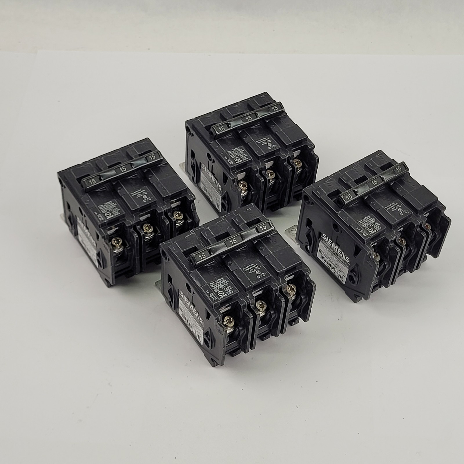 Lot of 4 – Siemens B315 Circuit Breaker, 15A, 3P, 240VAC, 10kA@240VAC – USED