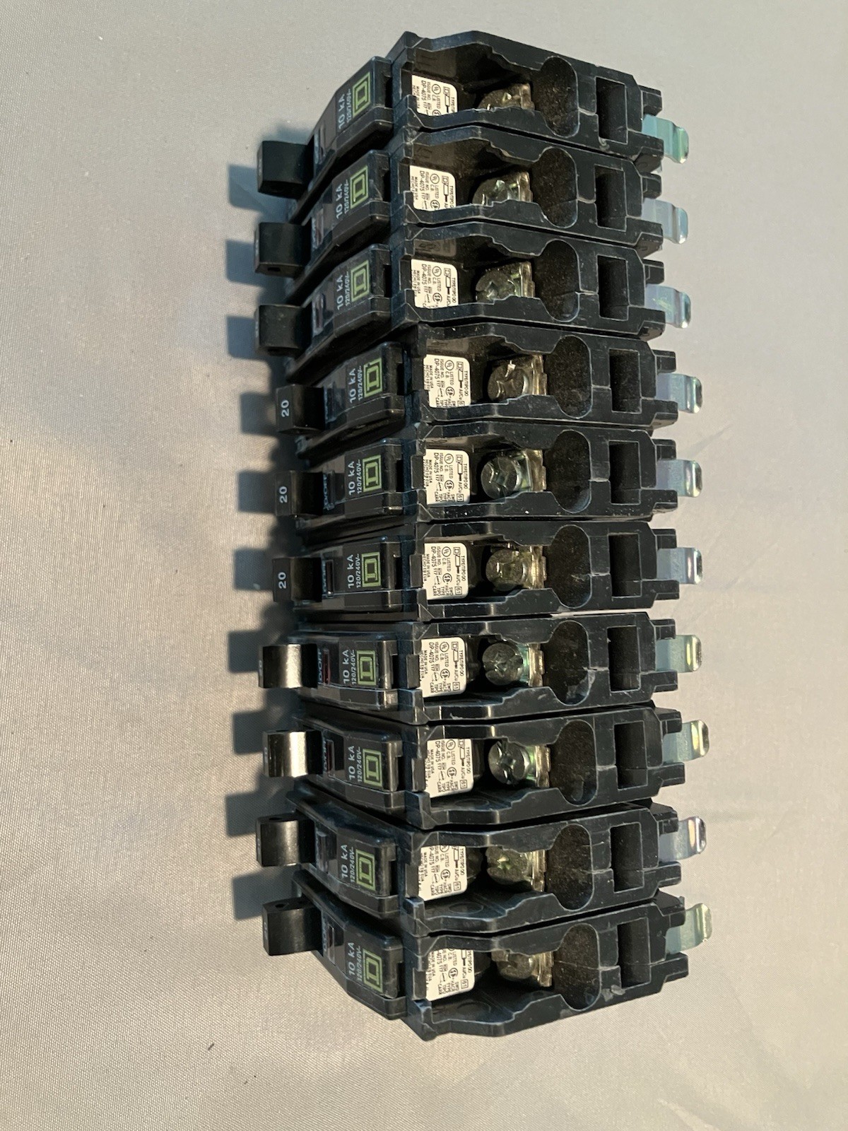 Square D QO120CP 20A 1-Pole 120/240V QO Series Circuit Breaker Used Pull