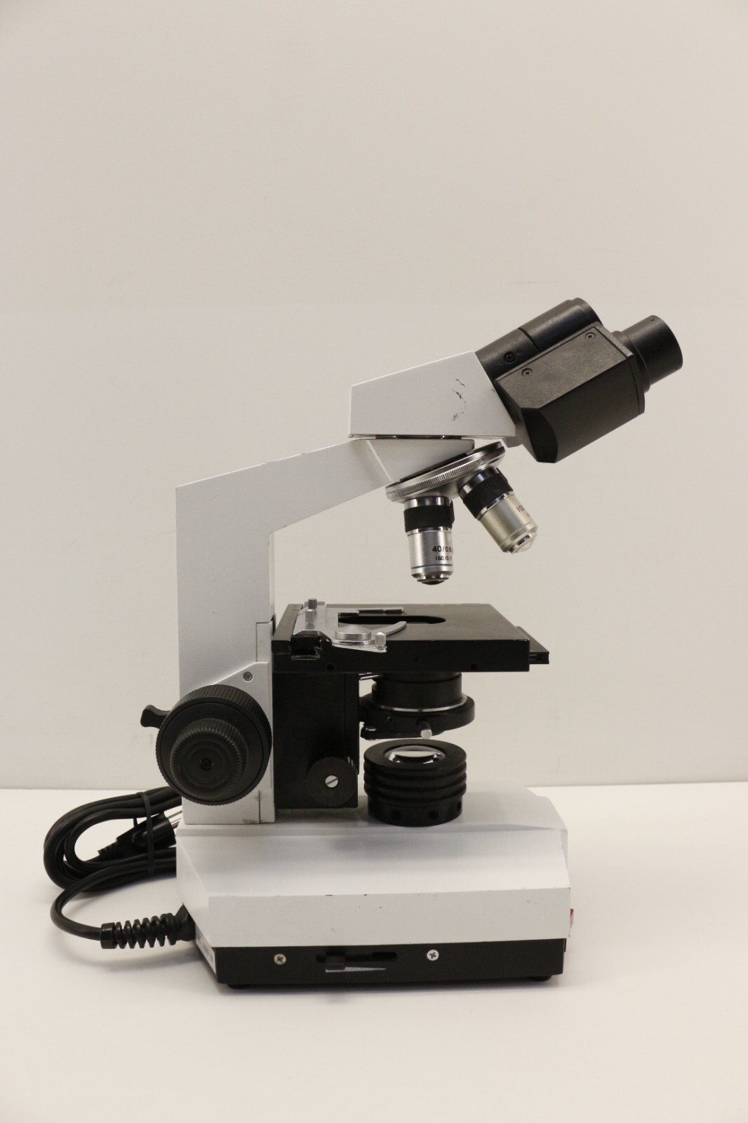 Unico G300 Binocular Microscope with 4 Objectives (4X/10X/40X/100X) #3