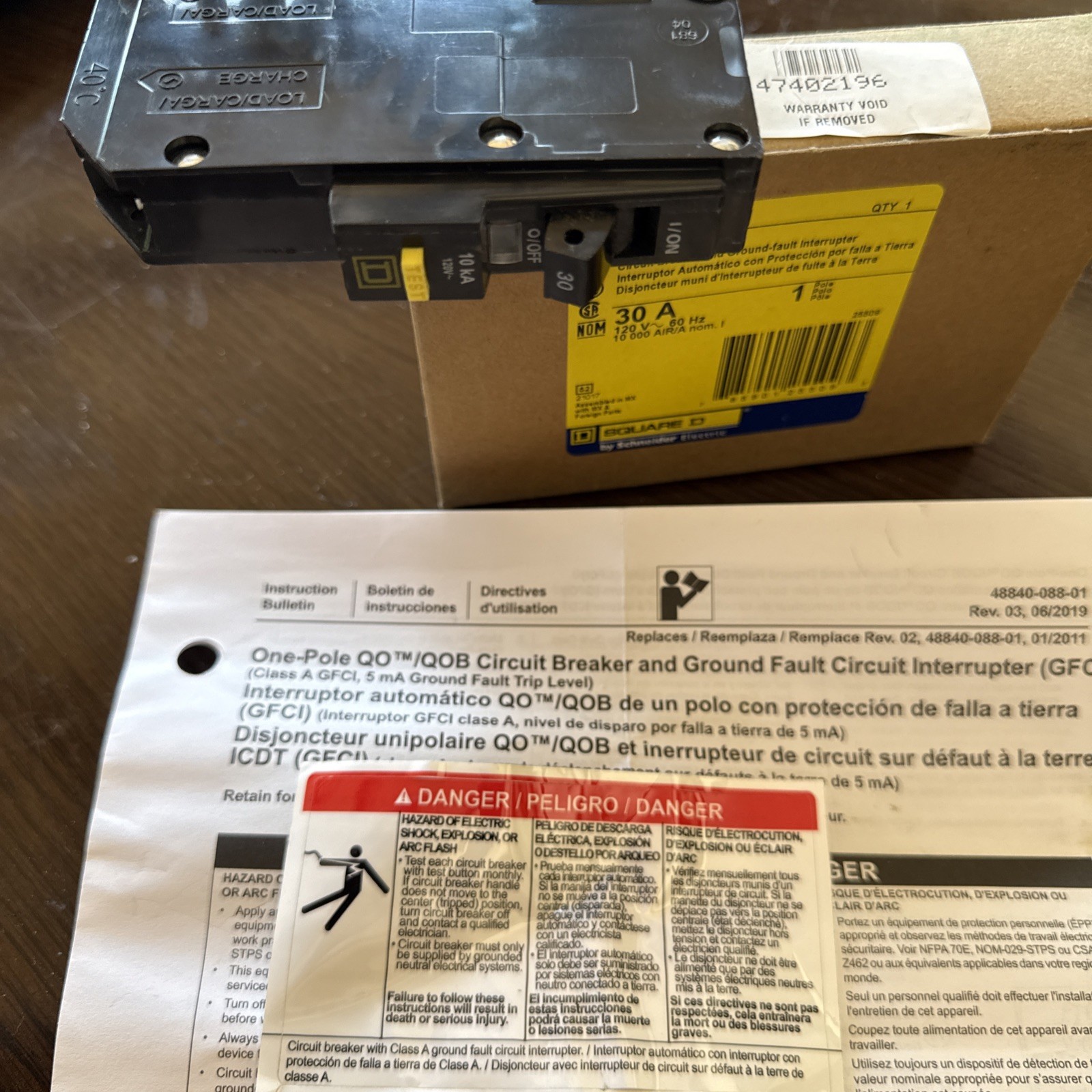 Square D QOB130EPD Ground Fault Equipment Protection Device 1 Pole, 30 Amp, 10kA
