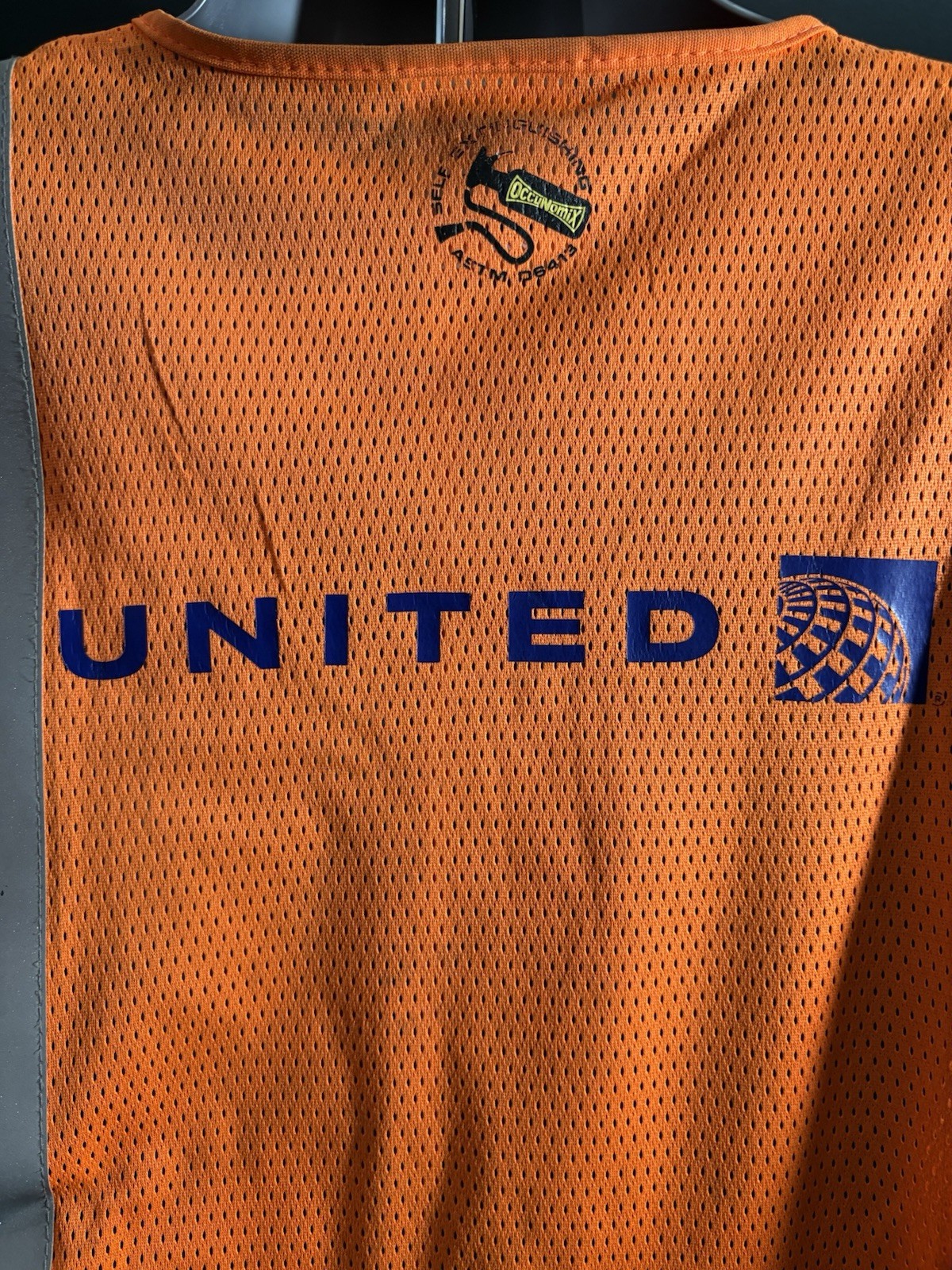 UNITED OccuNomix Hi-Visibility Orange Mesh Reflective Zip Work Ramp Safety Vest