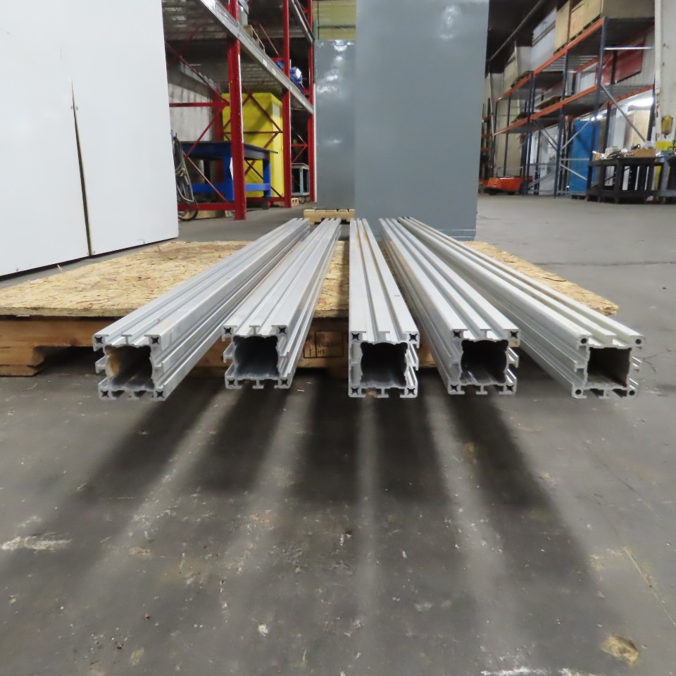 2-1/2″ x 2-1/2″ x 75-1/4″ L Extruded Structural Aluminum W/3/4″ T-Slot Lot Of 4