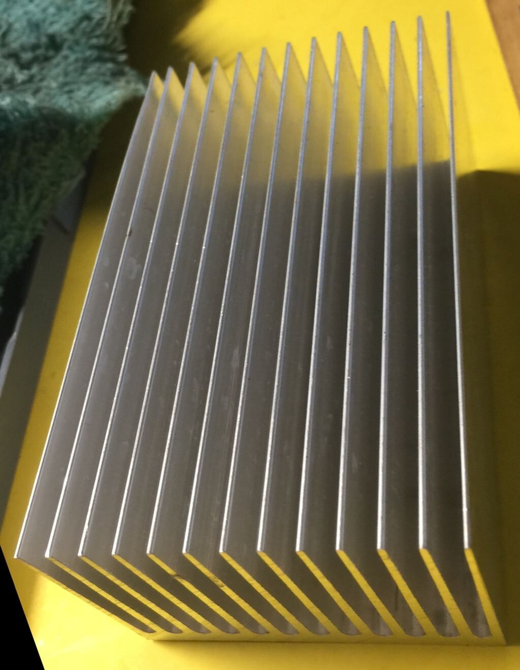 Aluminum Heat Sink 4¼ x 2-5/8 x 1-7/8 inches, 3/4 Lbs *NICE*