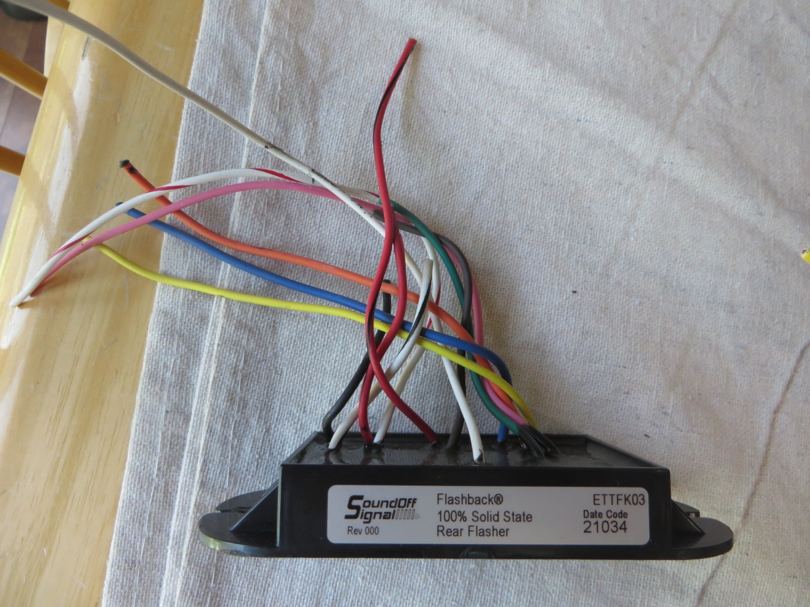 SOUNDOFF SIGNAL FLASHBACK REAR FLASHER