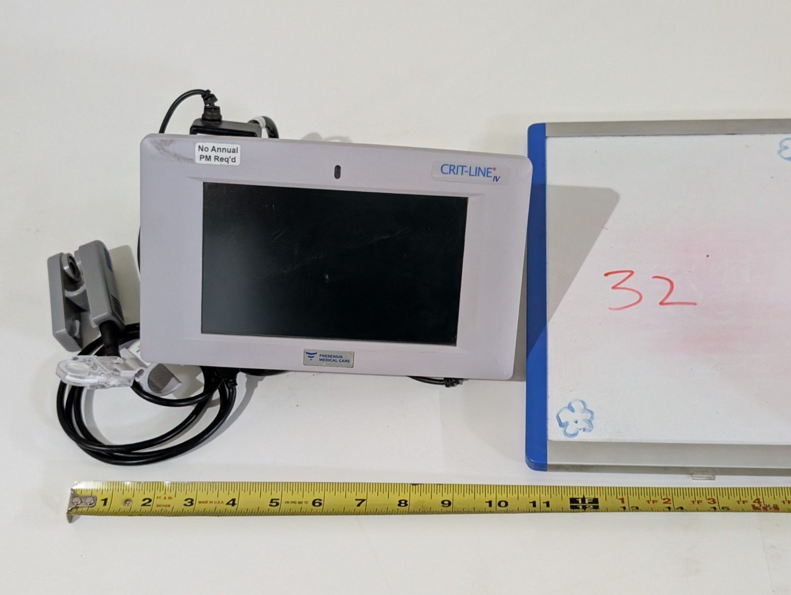 Fresenius Crit-Line IV monitor CL10051001 w/ CLiC sensor, GCX mount, as shown