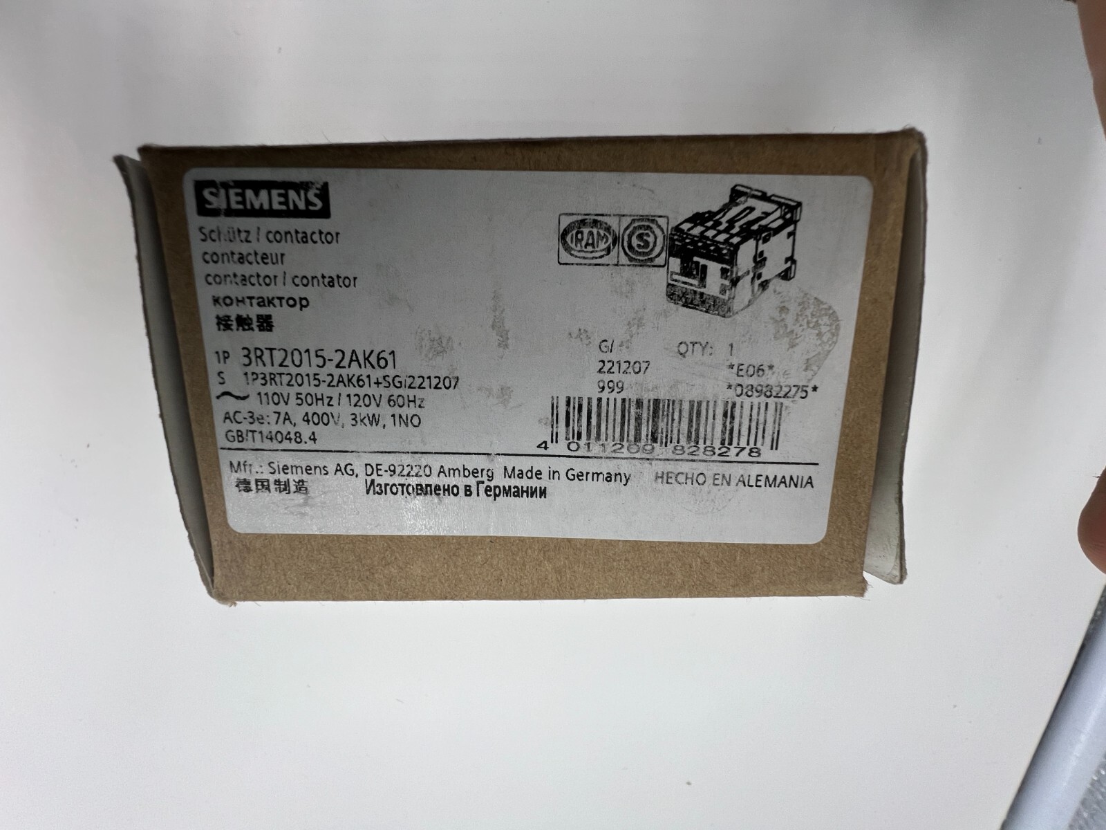 Siemens 3RT2015-2AK61 Contactor Spring Loaded Terminal 220/240V 50/60Hz