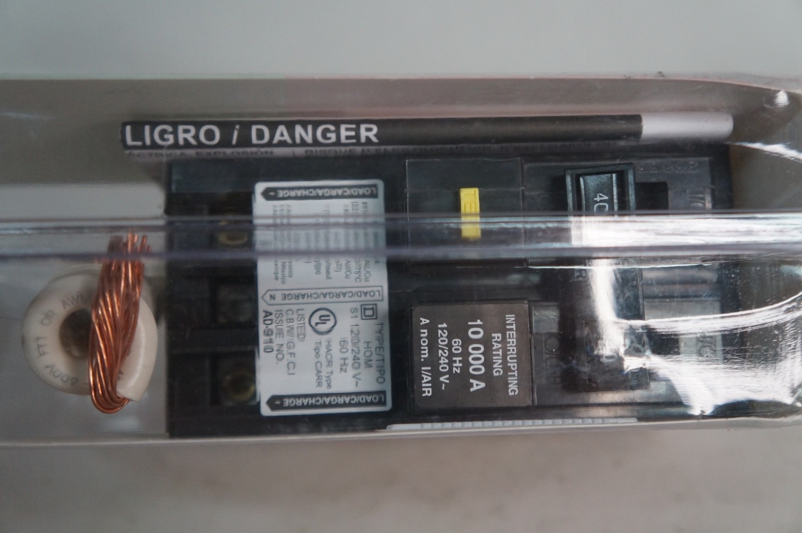 Square D HOM240GFIC Circuit Breaker & Ground- Fault Interrupter