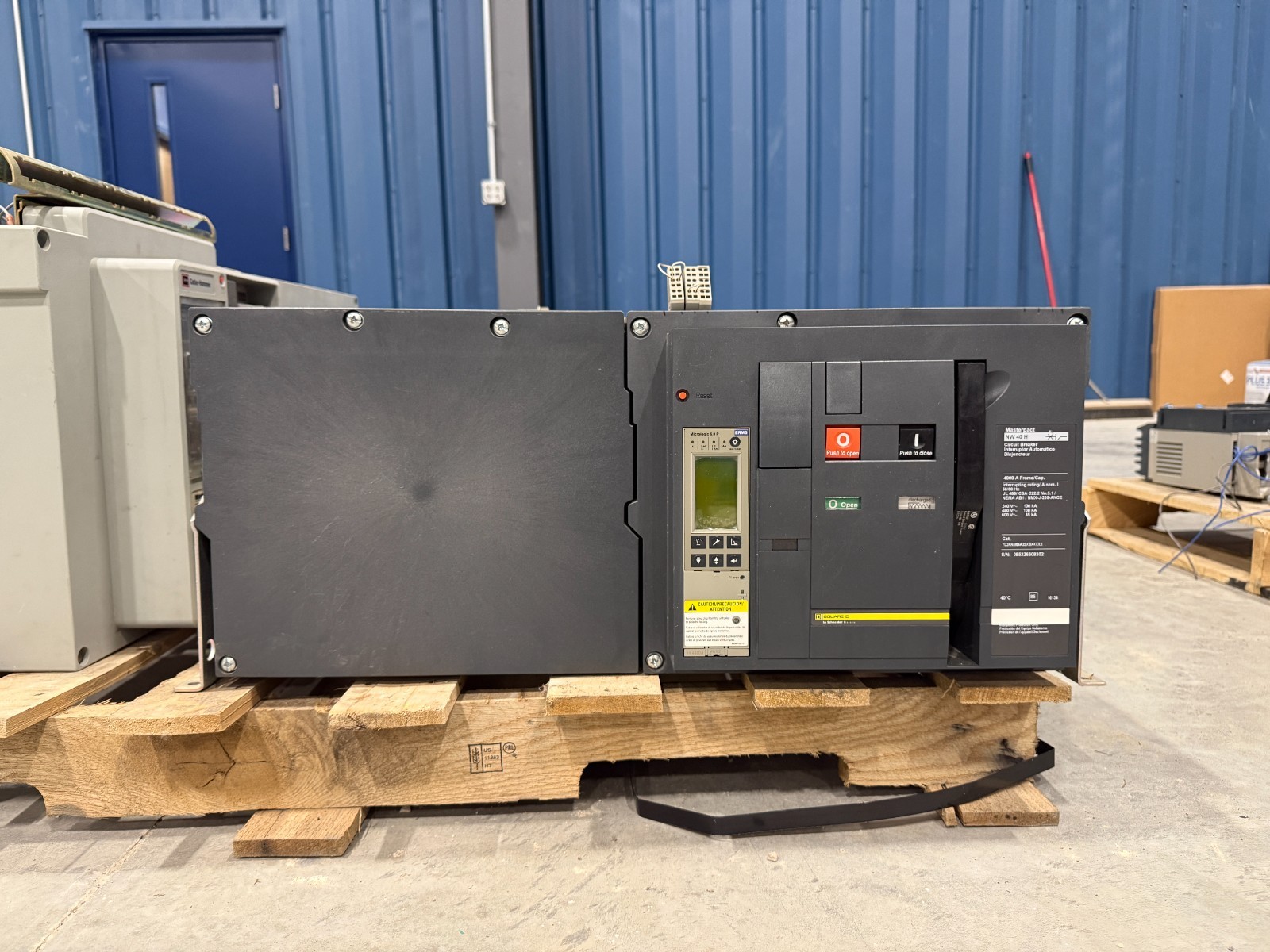 Square D Masterpact NW40H 4000A 3-Pole 600V Circuit Breaker S# 085326608302