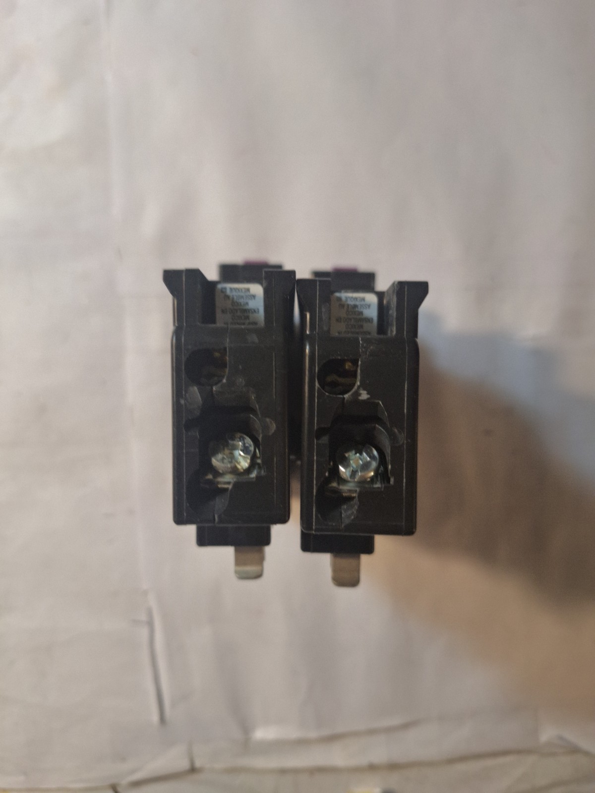 HOMELINE #HOM120PDF (AFCI-GFCI) PLUG IN NEUTRAL CIRCUIT BREAKERS/FREE SHIPPING