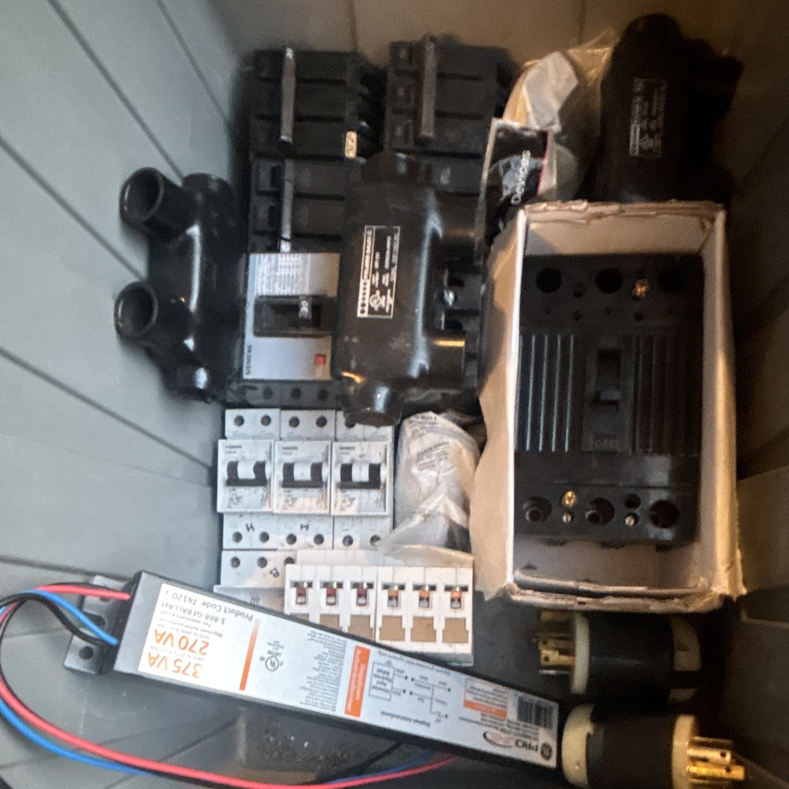 Siemens Q2150 QP 150A 2-Pole 201-250V AC Plug-In Main Breaker Type C