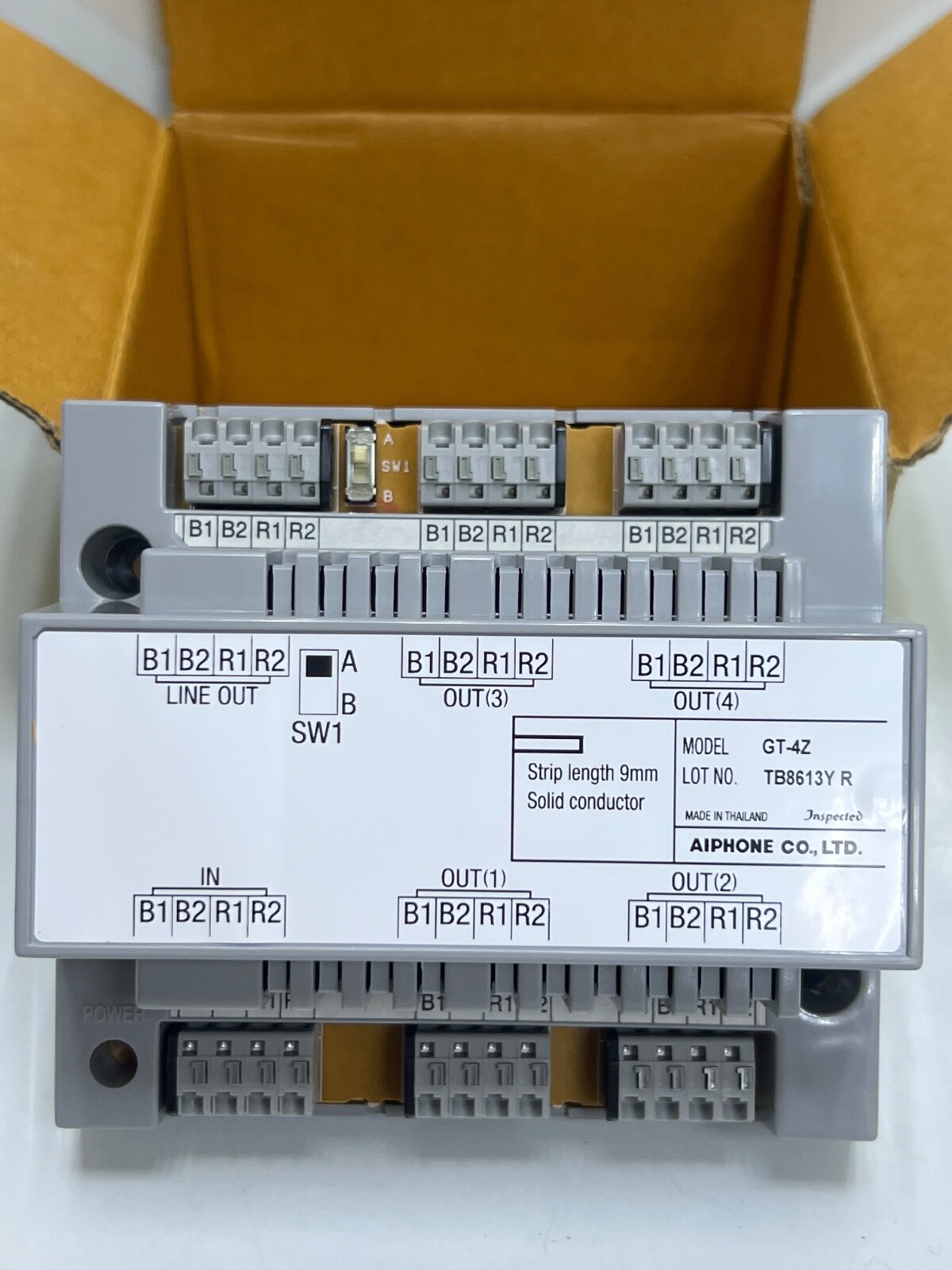 Aiphone GT-4Z 4-Way Video Distribution Adaptor