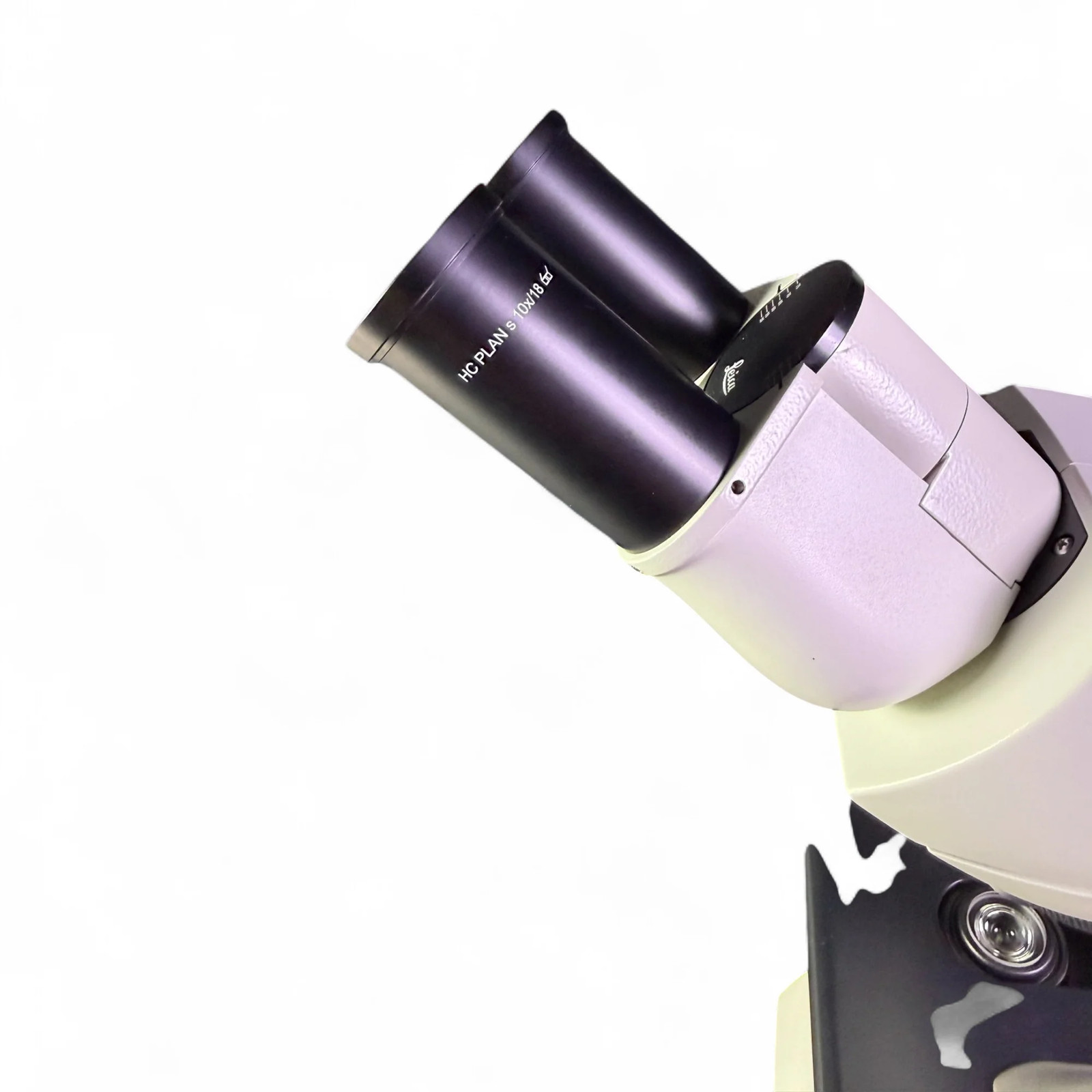 Leica DM500 Compound Microscope w/ 4x 10x 40x 100x Objectives HC PLAN S 10x/18