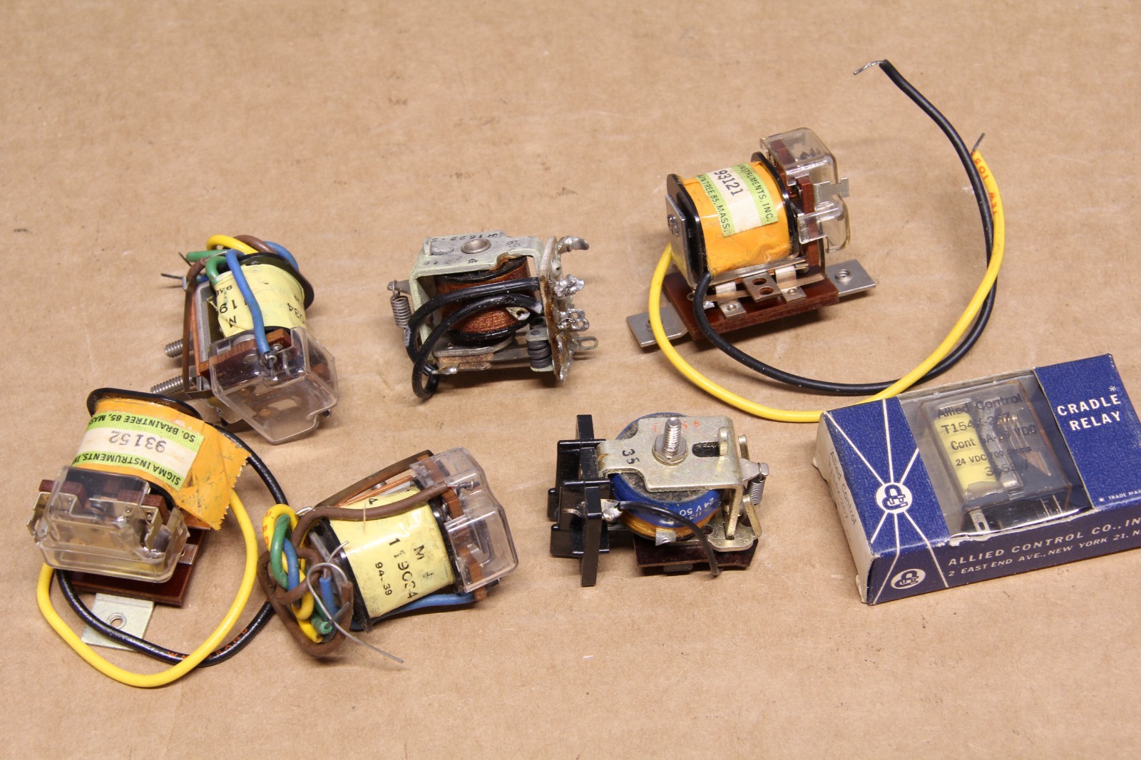 LOT of 7 Micro Switch Relays Sigma MH Potter Brumfield Allied Controle “NOS”