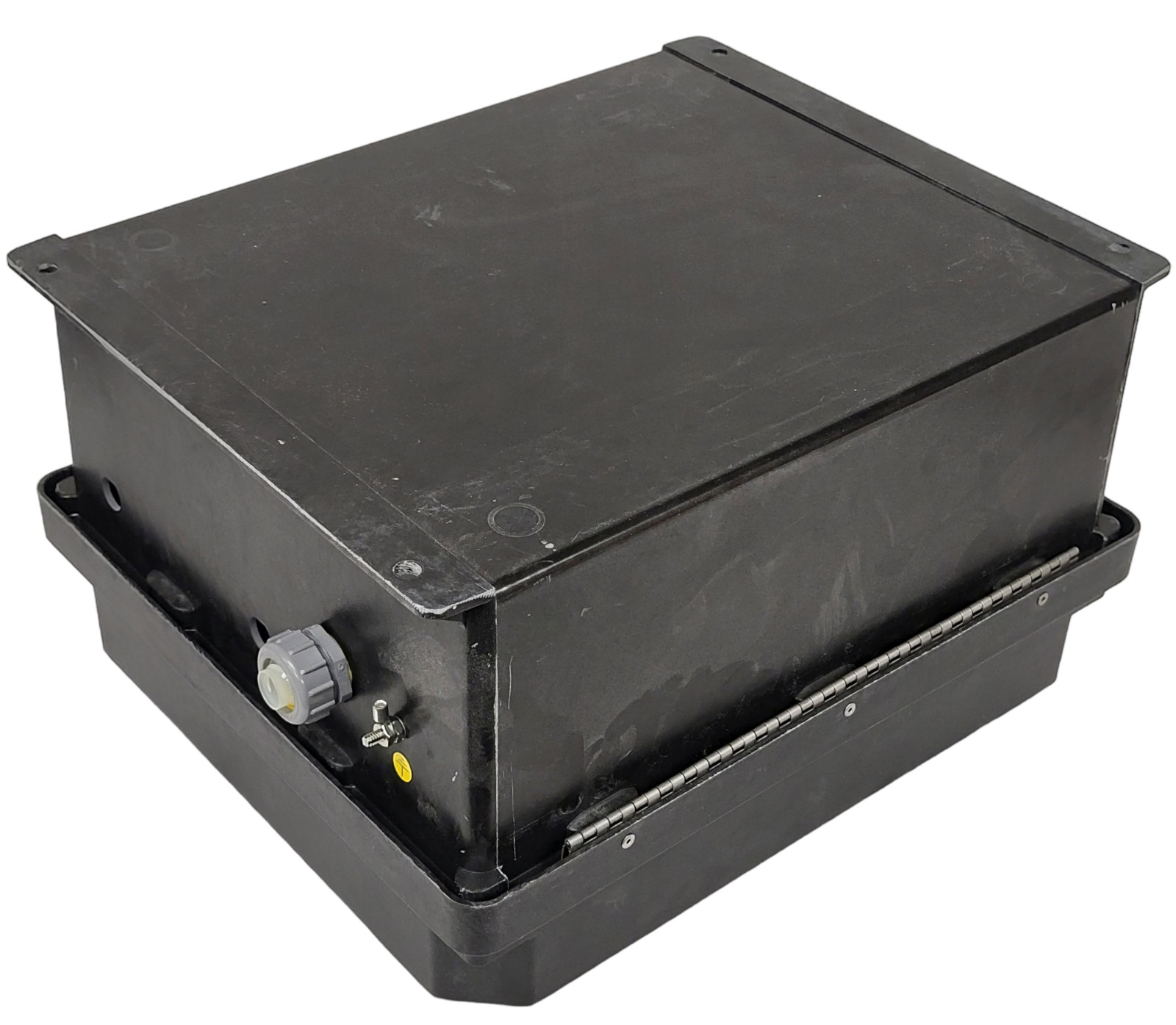 LCOM NBB141207-1HF 14x12x7″ Weatherproof Enclosure w Cooling Fan Heating System