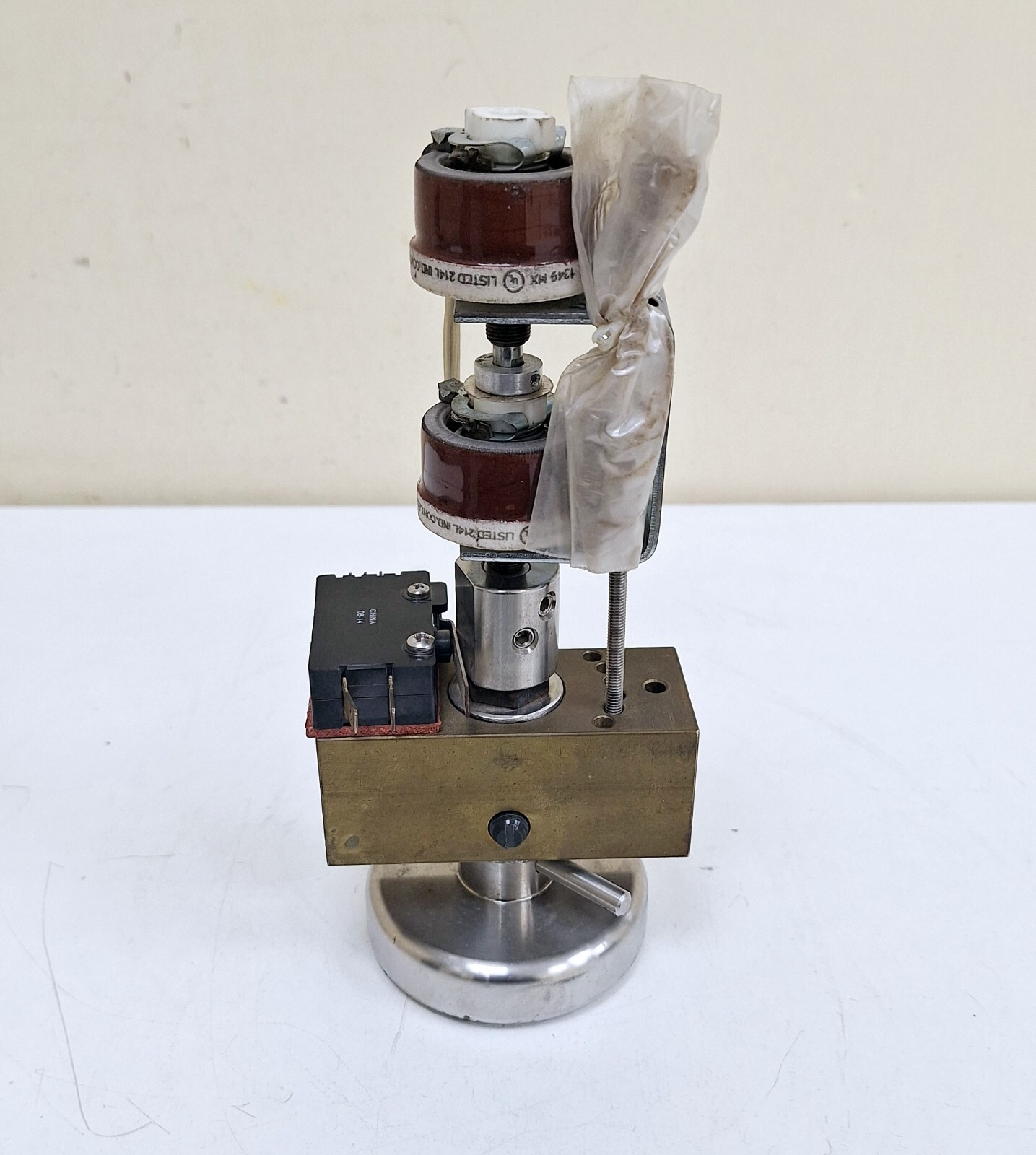 Ohmite RHS1K0E / Series RES / 1000Ω Hand Throttle for Draw Works & Mud Pump