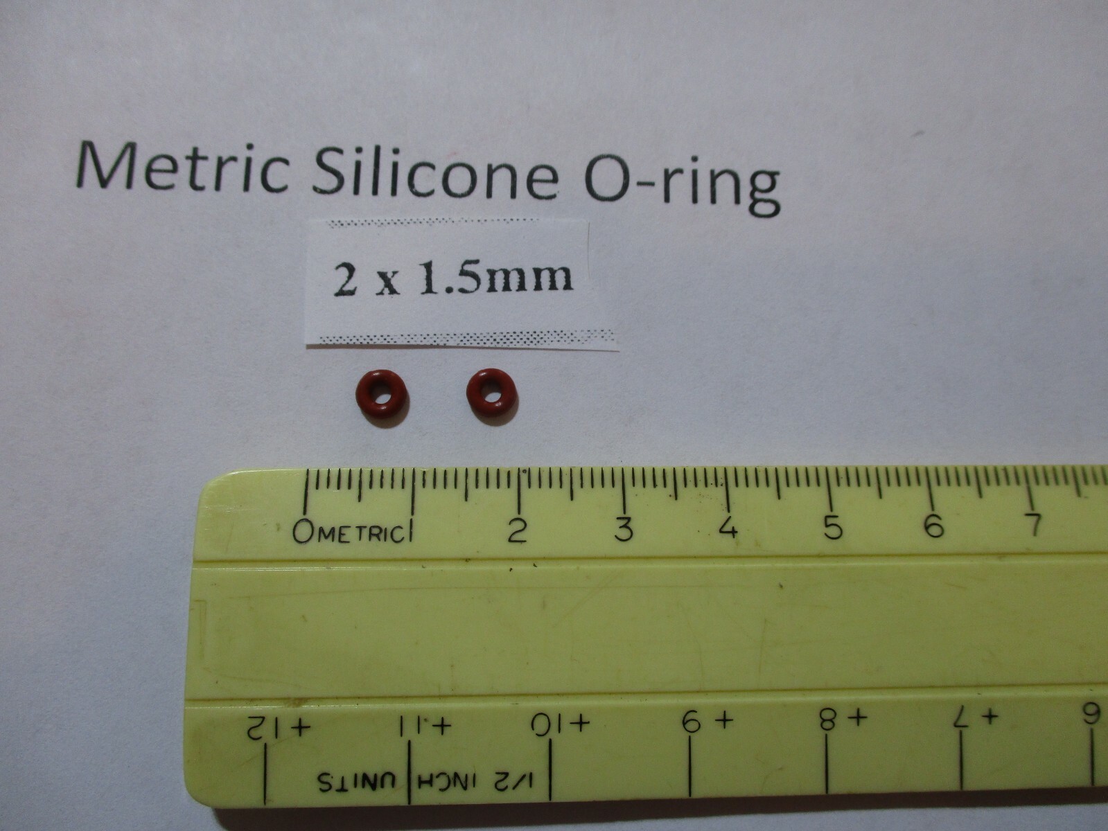 2mm ID x 5mm OD x 1.5mm thick SILICONE O-ring. Quan 2.