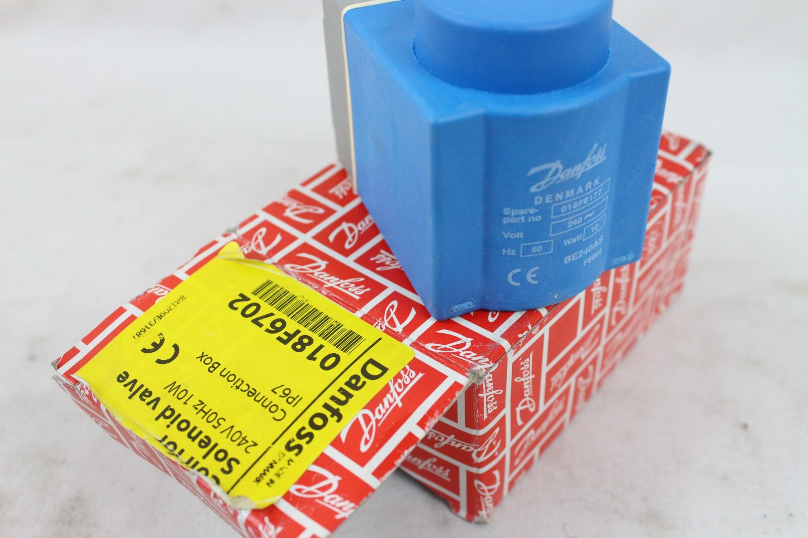 New NIB Danfoss 018F6702 018F6177 Coil Solenoid Valve Denmark Connection Box
