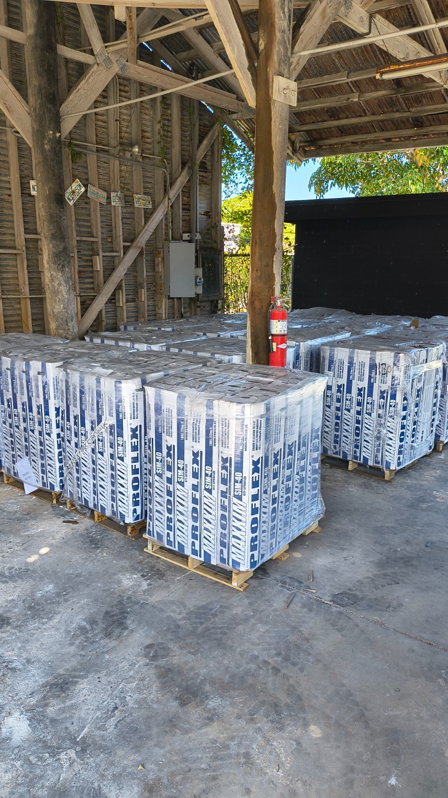 Flooring and roofing SIM 40 Crack membrane
