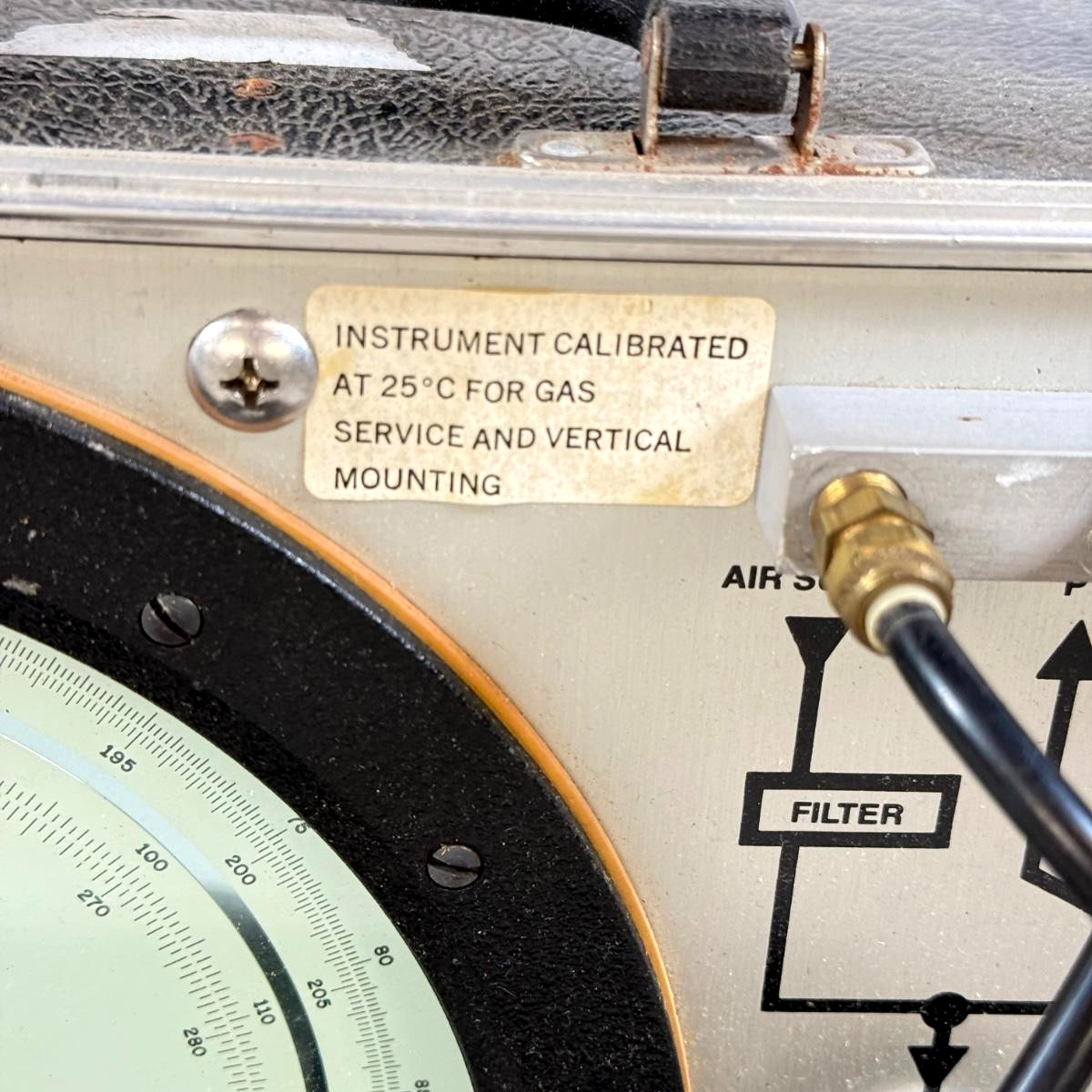 Pennwalt Wallace & Tiernan 65-120 Portable Pneumatic Calibrator USED