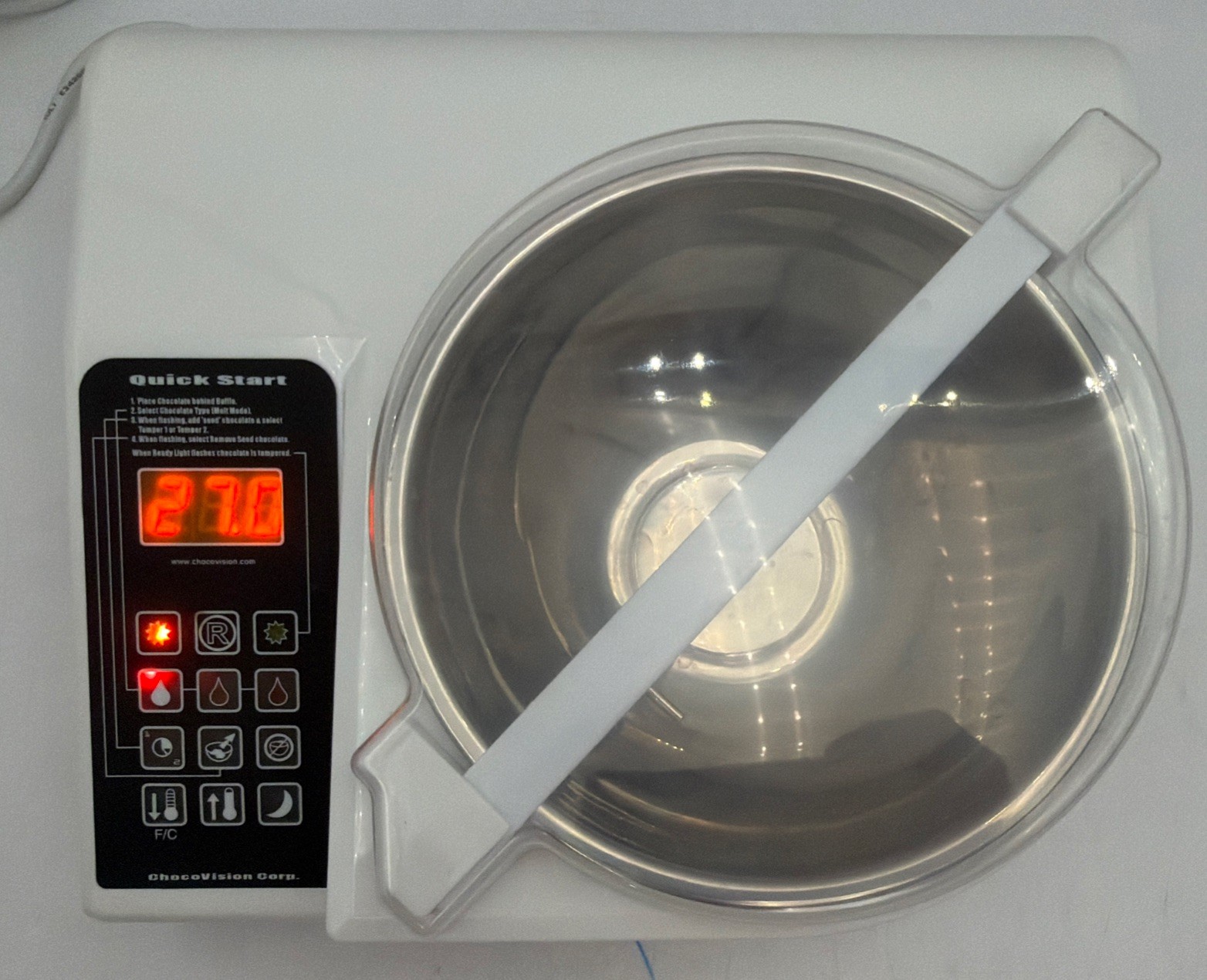 Chocovision Revolation 2B – Chocolate Tempering Machine System, 1.5 lbs – TESTED