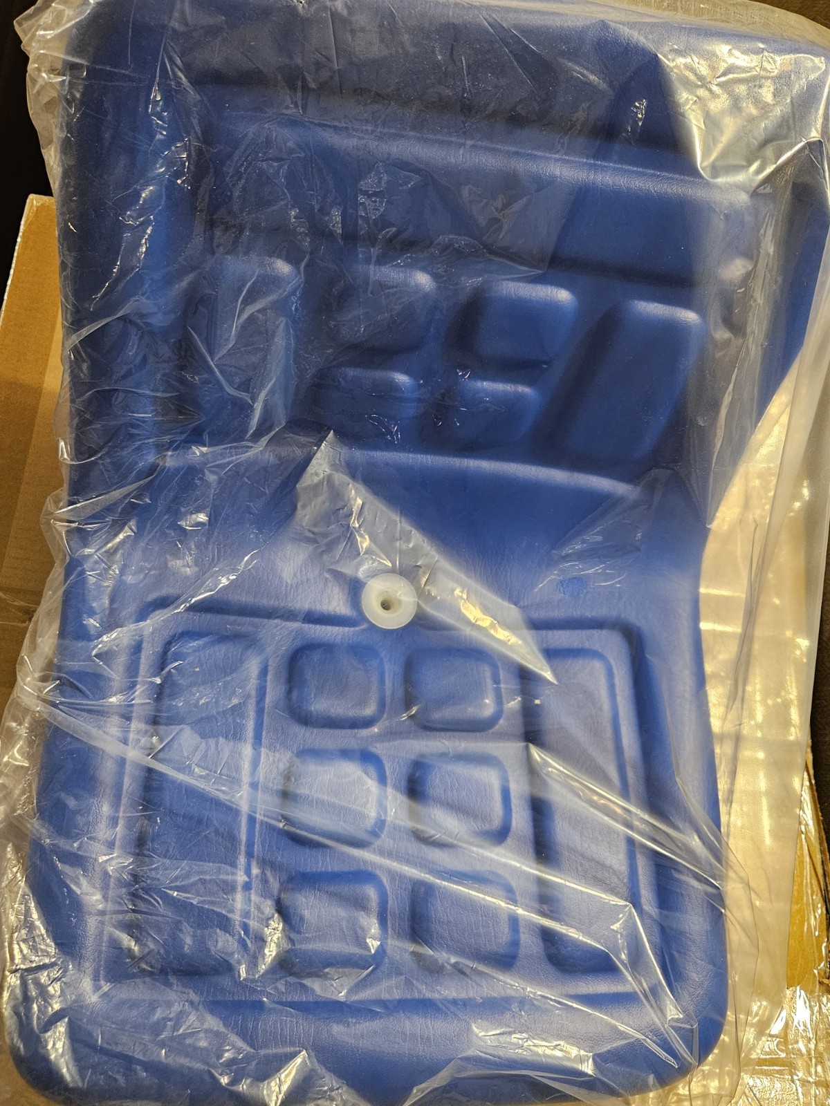 Waltyotur CS668-8V Blue Seat Replacement for Holland 1110 1210 1310 1510 1710 +