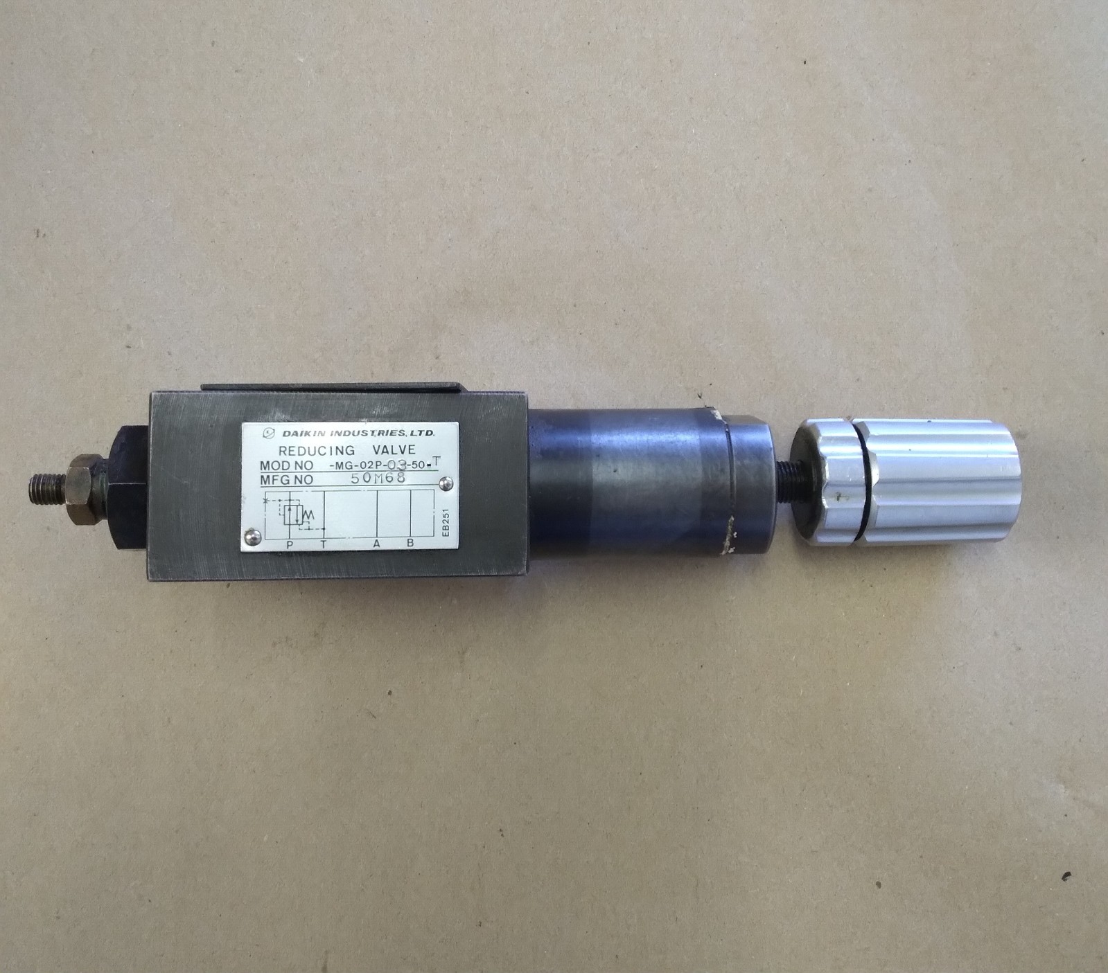 DAIKIN INDUSTRIES REDUCING VALVE MOD NO MG-02B-03-50 MFG NO 50M68, ITEM A