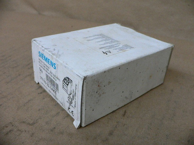 Siemens 3Tf43 22-0Ak6 Contactor 22Amp 3Pole Ac Operation 110/120Vac 50/60Hz