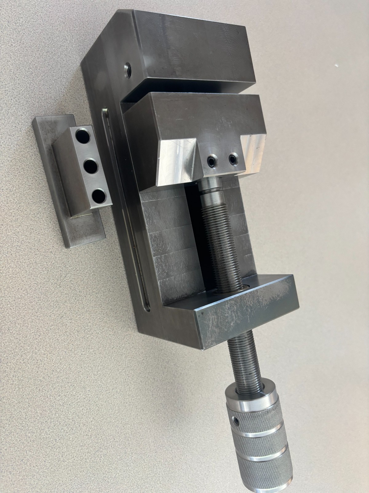 Custom Grinding Vise 7.1″ x 3.0″ x 2.875″ Hardened A-2 Tool Steel (unfinished)