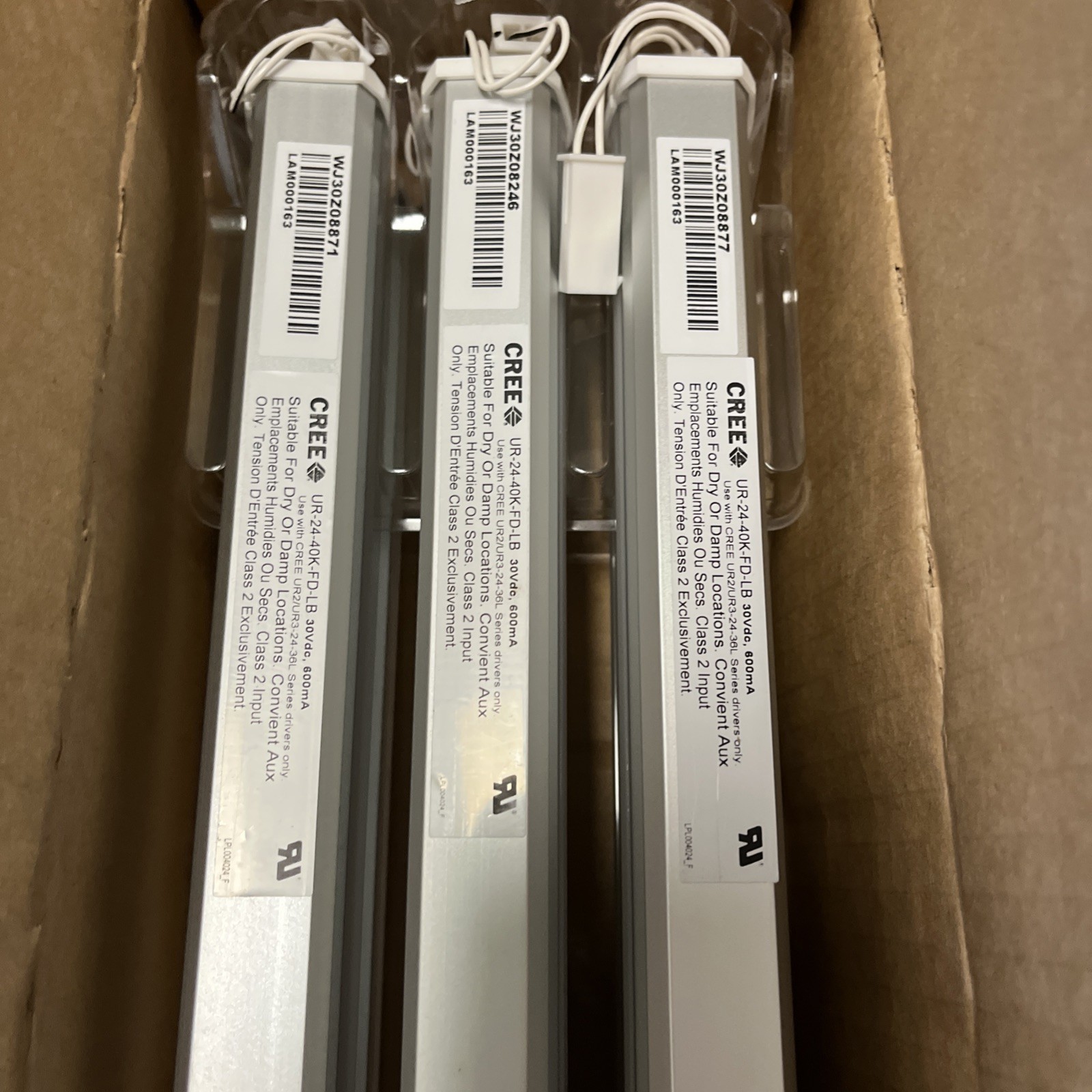 CREE UR-24-40K-FD-LB-6 UR LED LIGHTBAR, 24 IN, 4000K, 6-PACK – New In Box