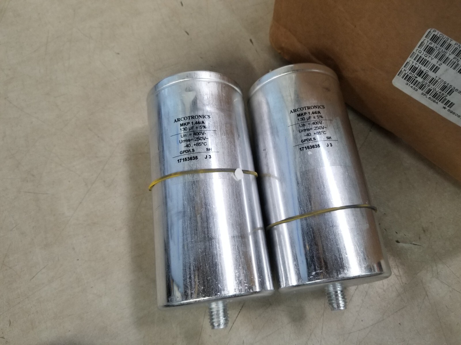 Lot of 2 – Arcotronics Capacitor MKP 1.44/A GPD/LS SH 17153635 C44AFGP6130ZA0J