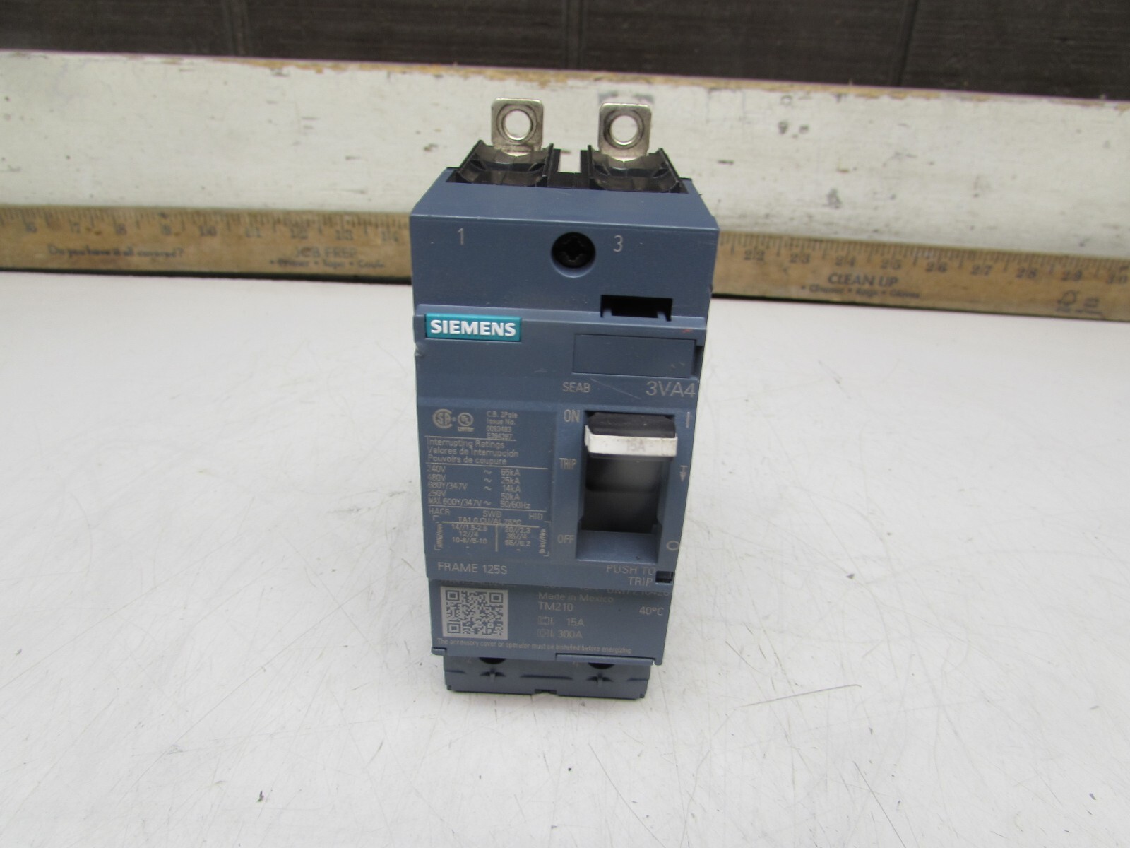 SIEMENS 3VA4195-4ED24-0AA0 ,CIRCUIT BREAKER, 2P/15A /480V /25kA MAKE OFFER!
