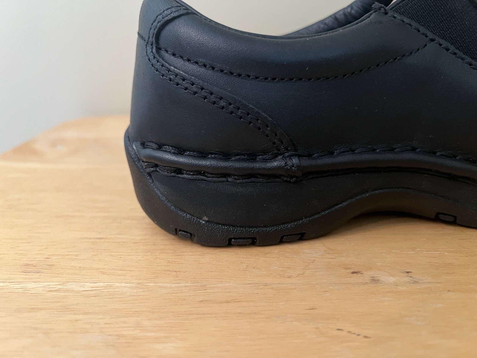 Red Wing Aluminum Toe Slip Resistant SD Work Shoes Women’s 6.5 Black 2321