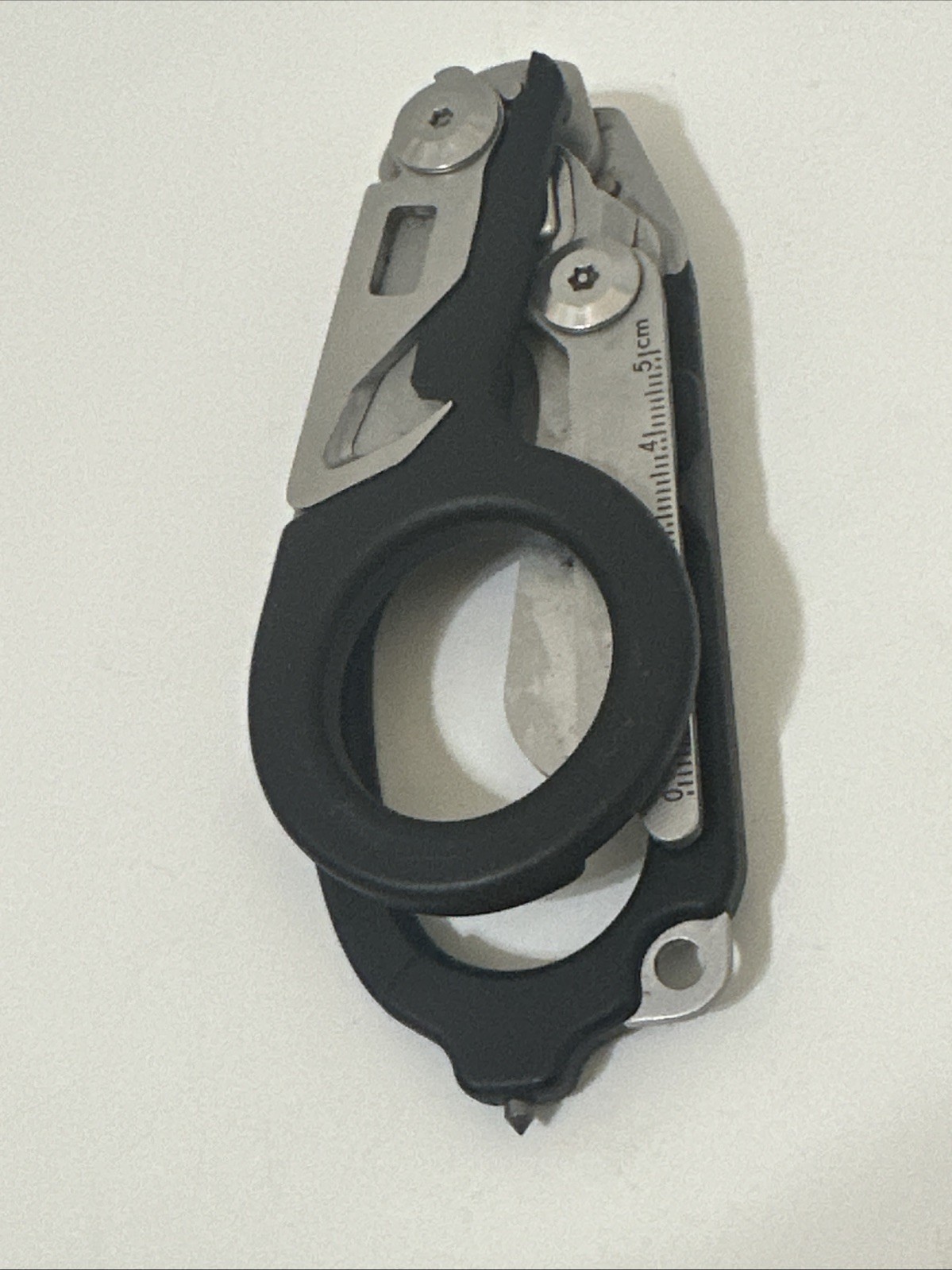 6-in-1 Folding Emergency Trauma Shears Glass Breaker Strap Cutter Black