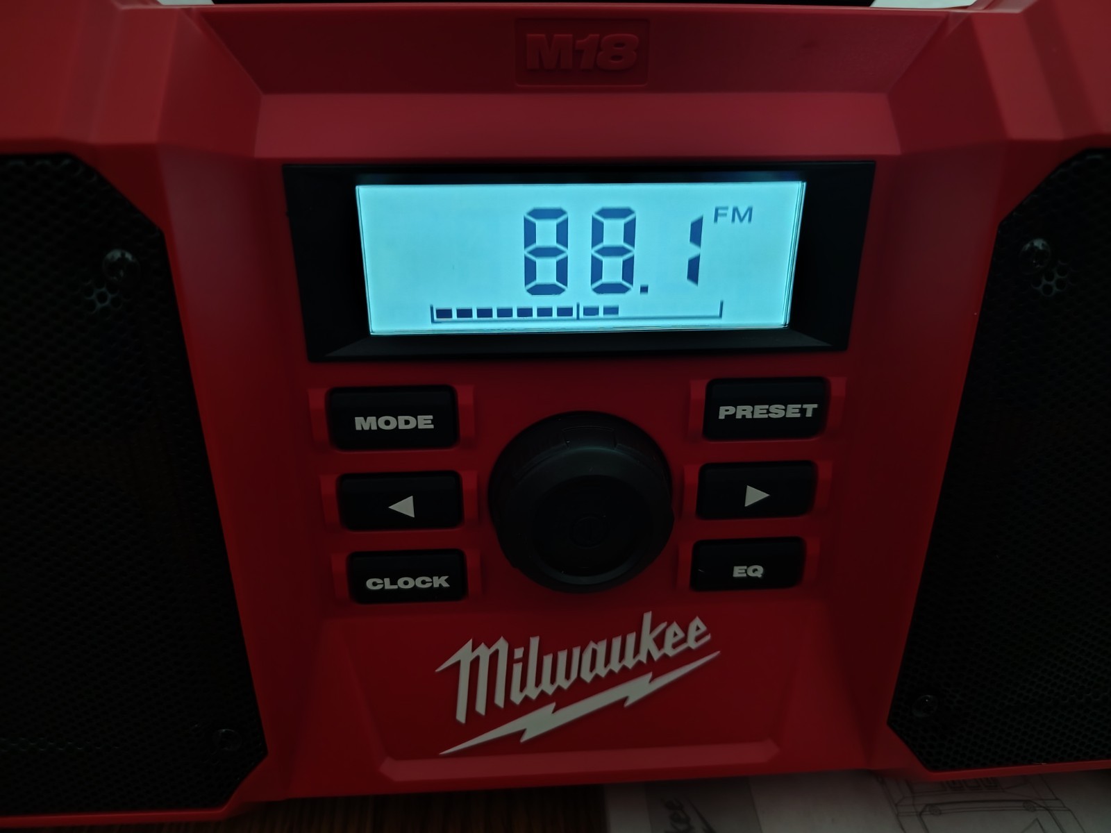 New Milwaukee 2952-20 18V Lithium-Ion Cordless Bluetooth Jobsite Radio GENUINE