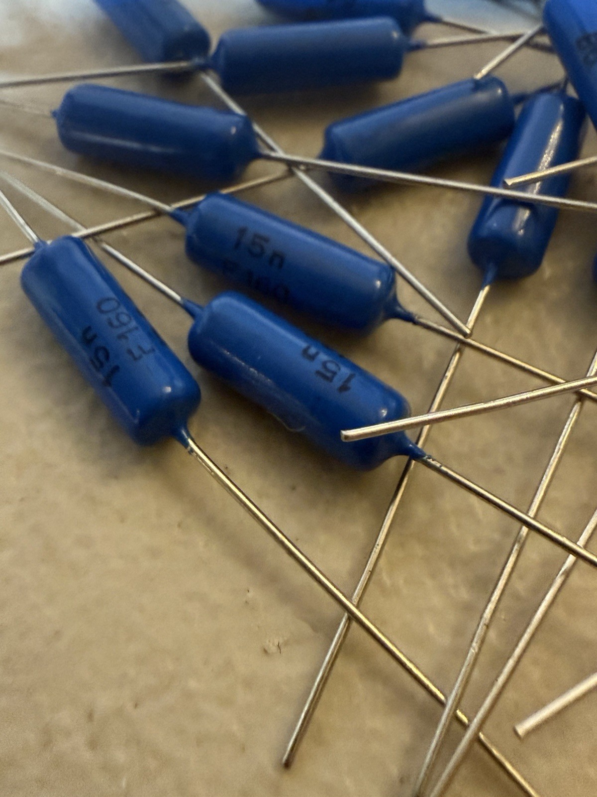 FILM CAPACITOR 0.015 uf 160V %1 (25 PCs)VISHAY